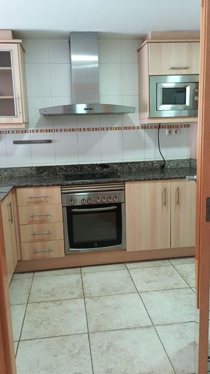 Apartamento en Alicante, España 2 dormitorios, 90 m2 No. 151486