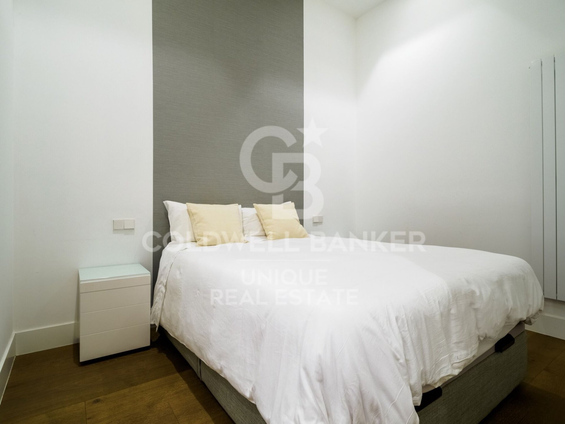 Appartamento a Madrid, Spagna 3 camere da letto, 204 mq. N° 160054