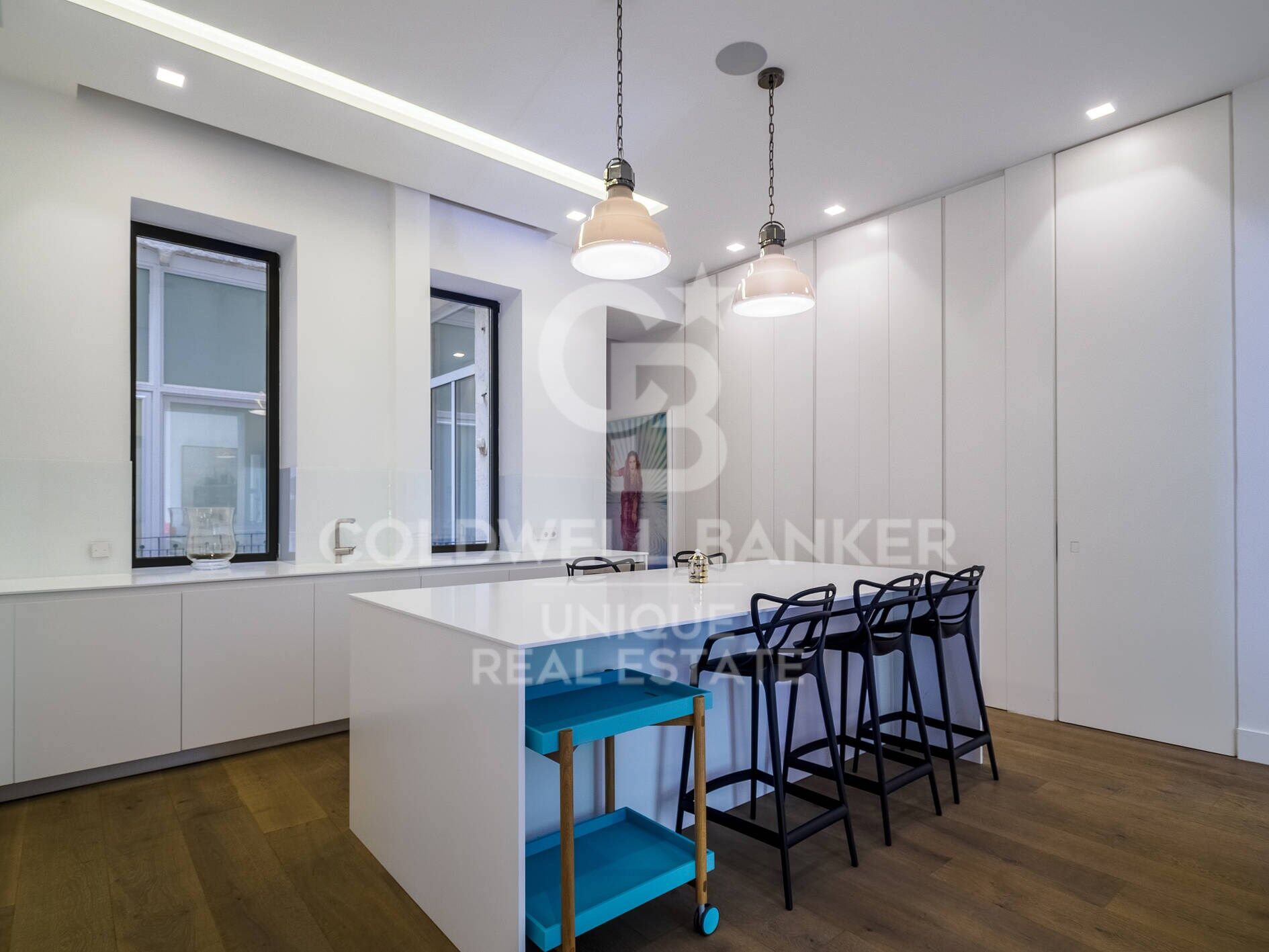 Appartamento a Madrid, Spagna 3 camere da letto, 204 mq. N° 160054
