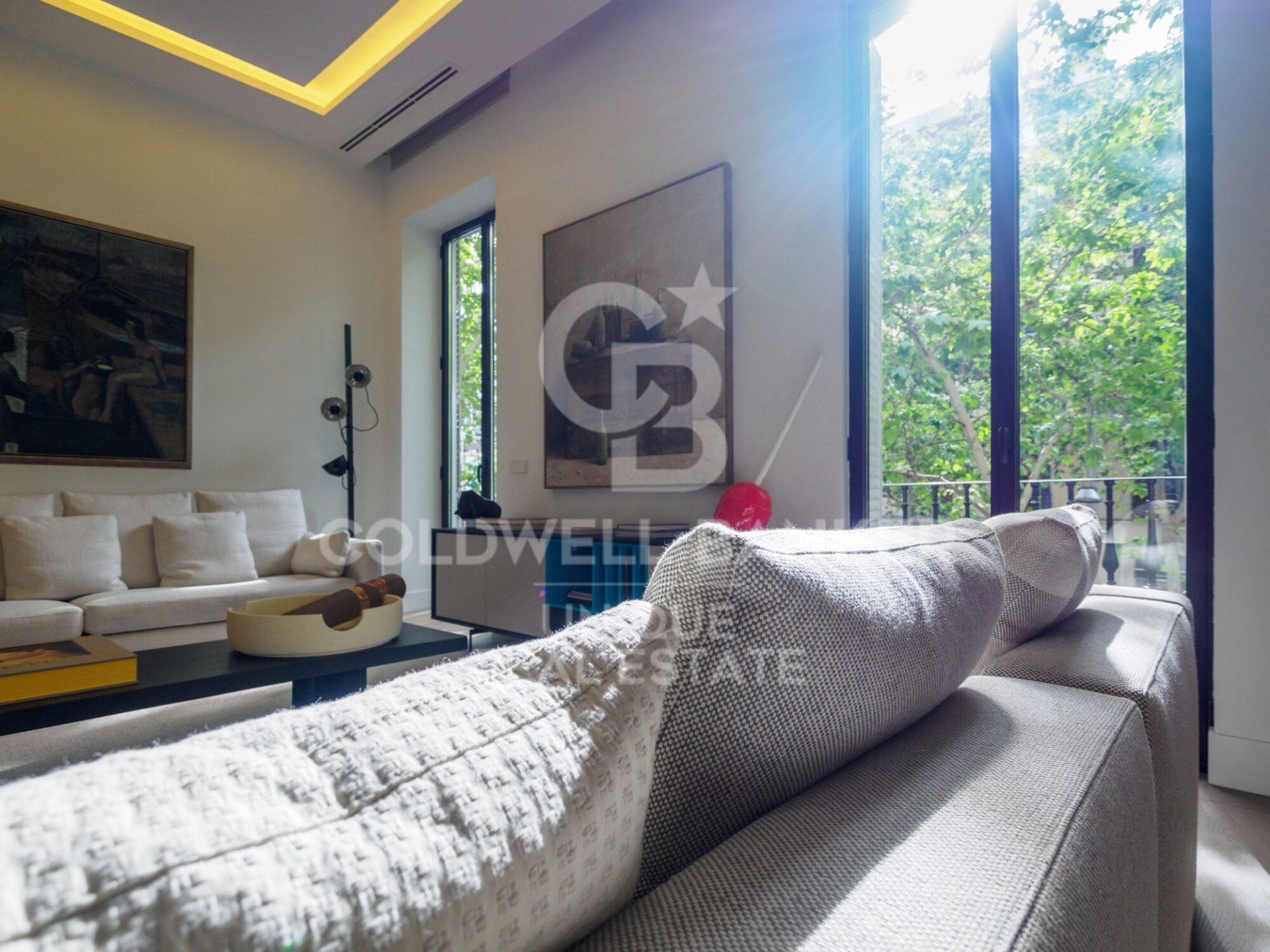 Appartamento a Madrid, Spagna 3 camere da letto, 204 mq. N° 160054
