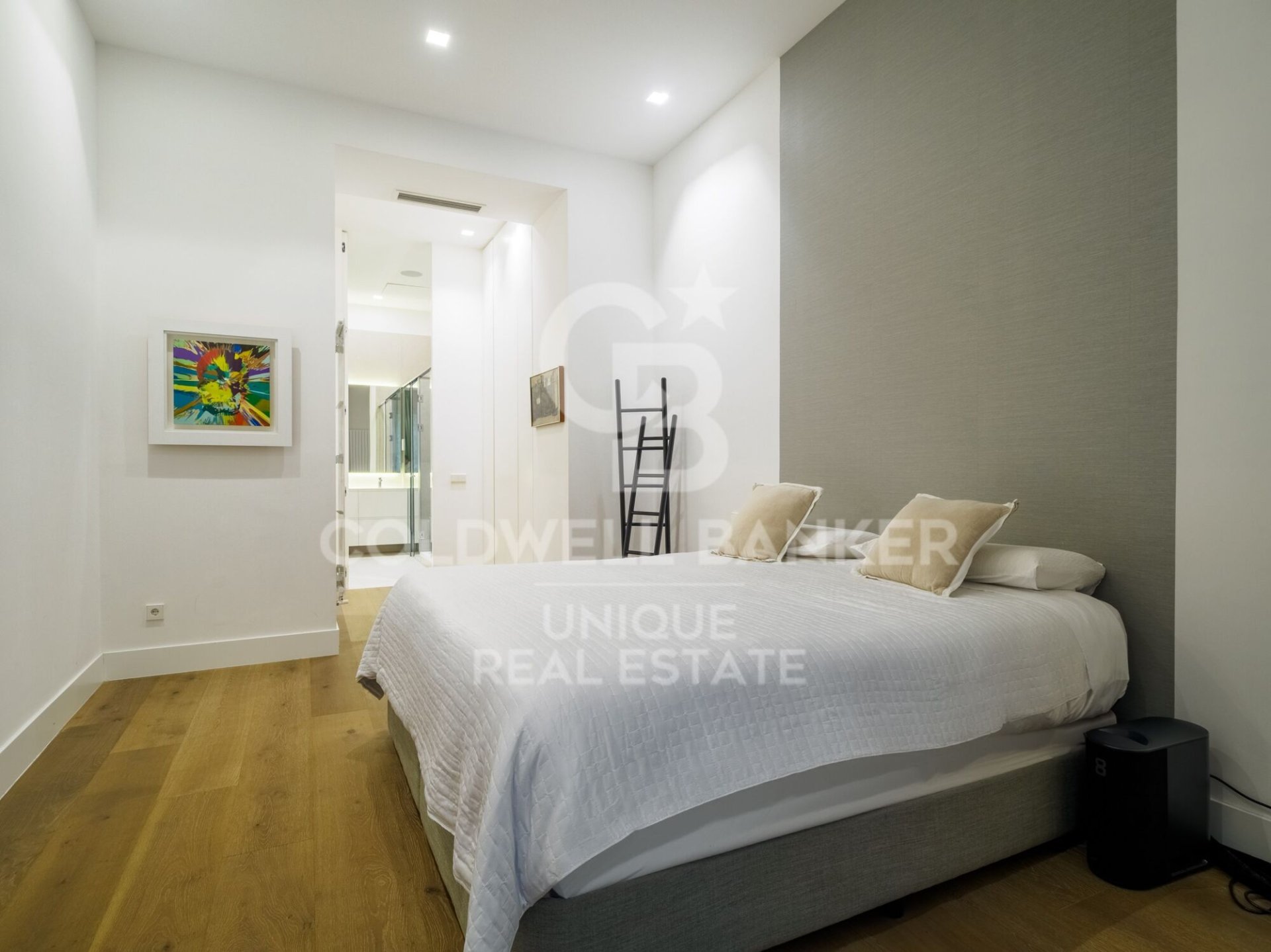 Appartamento a Madrid, Spagna 3 camere da letto, 204 mq. N° 160054