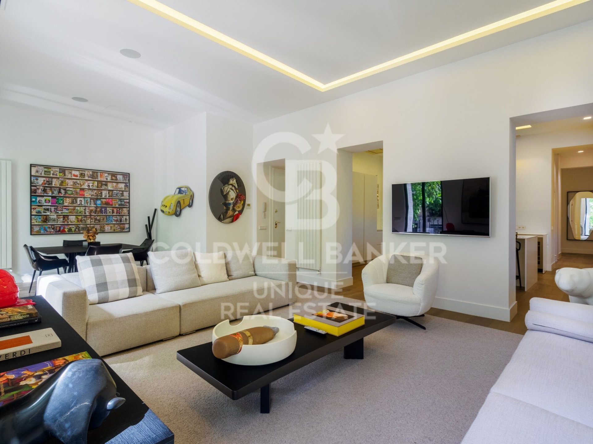 Appartamento a Madrid, Spagna 3 camere da letto, 204 mq. N° 160054