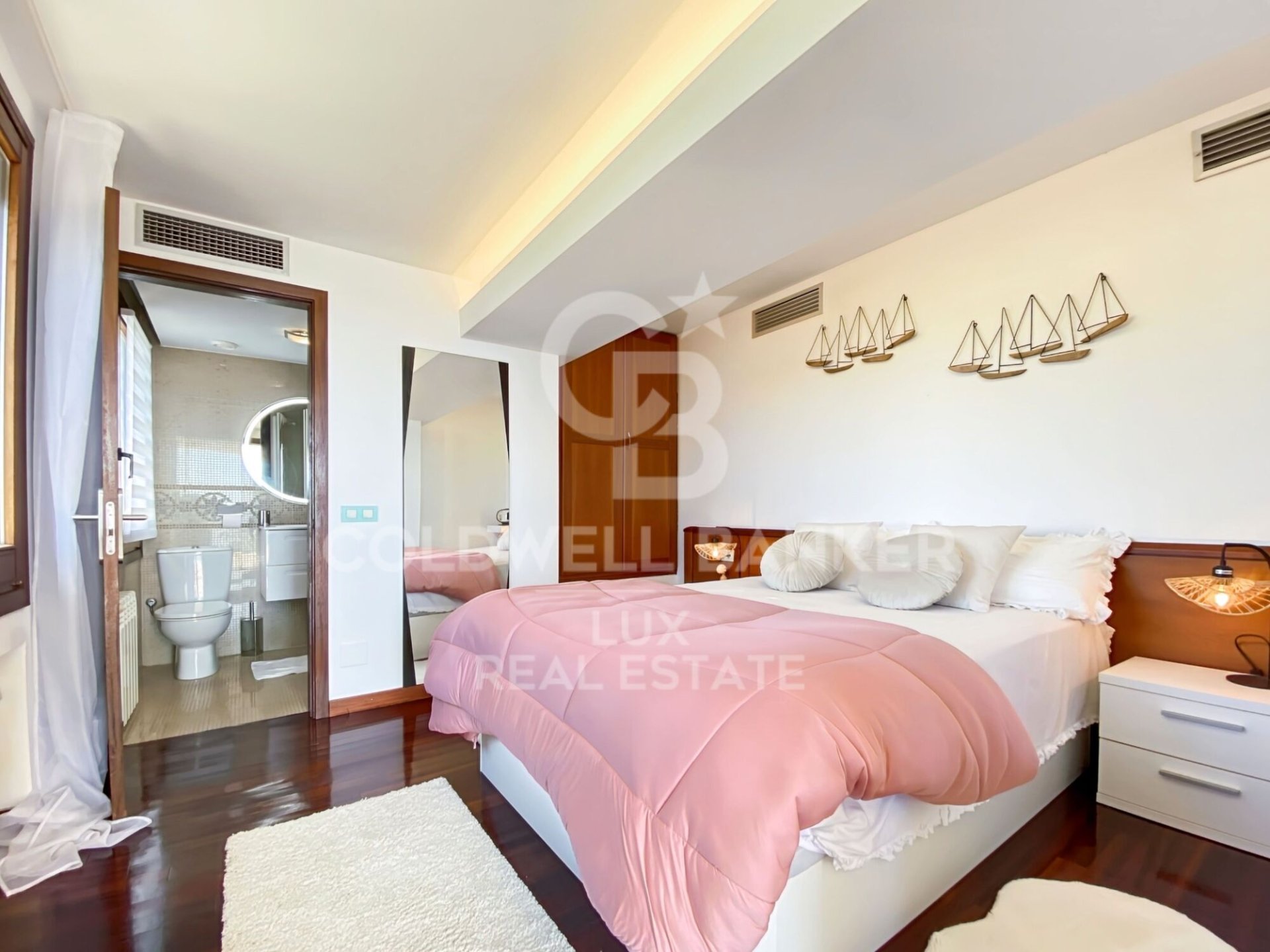 Villa a Roses, Girona, Spagna 4 camere da letto, 390 mq. N° 160051