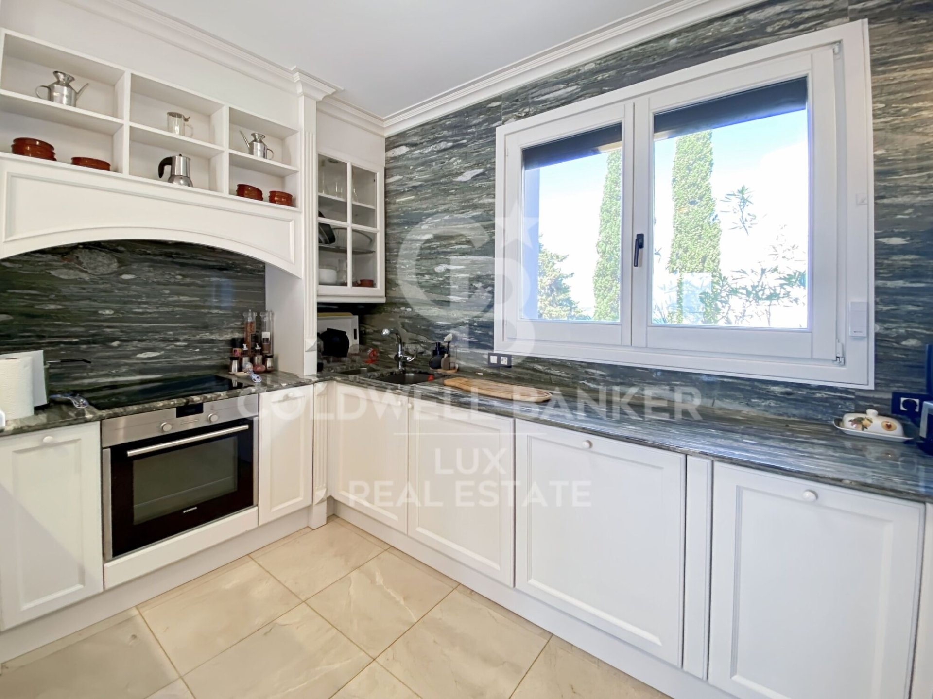 Villa a Roses, Girona, Spagna 4 camere da letto, 390 mq. N° 160051