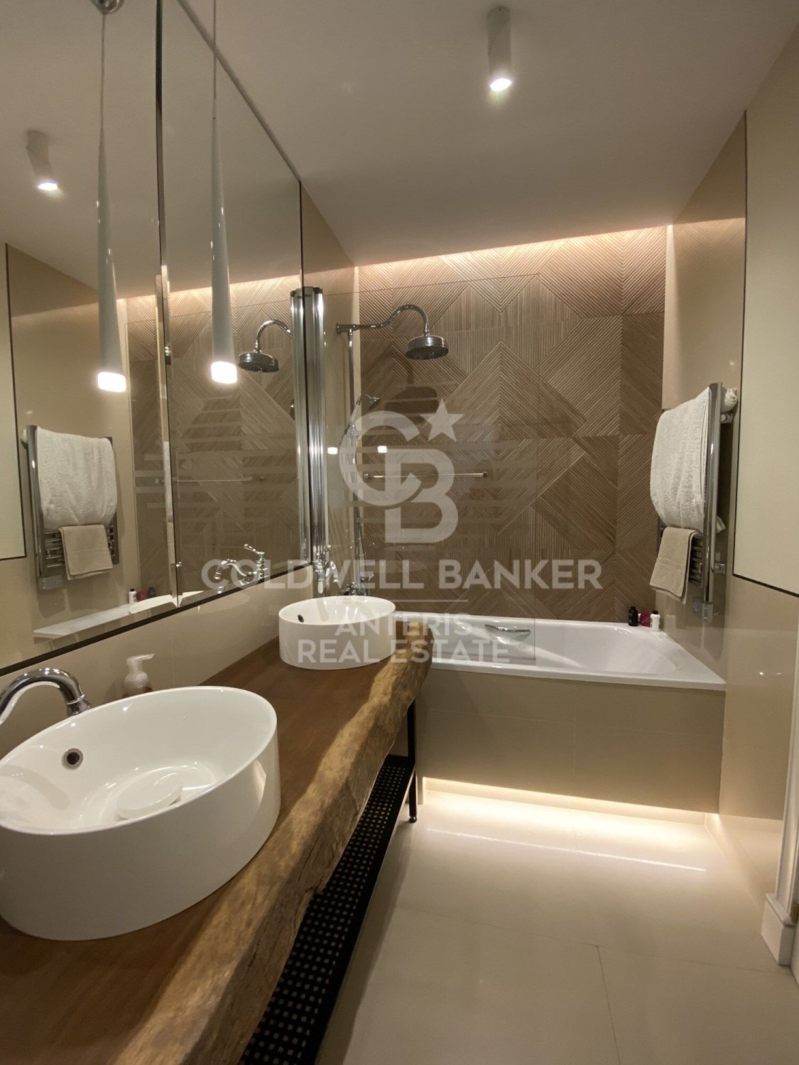 Apartament w Barcelona, Hiszpania 2 sypialnie, 82 mkw. nr 156921