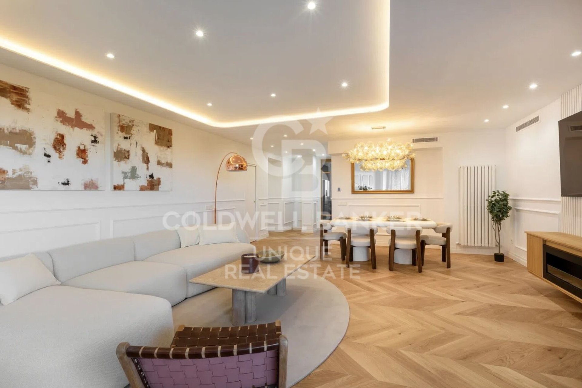 Apartament w Madrid, Hiszpania 3 sypialnie, 240 mkw. nr 156920