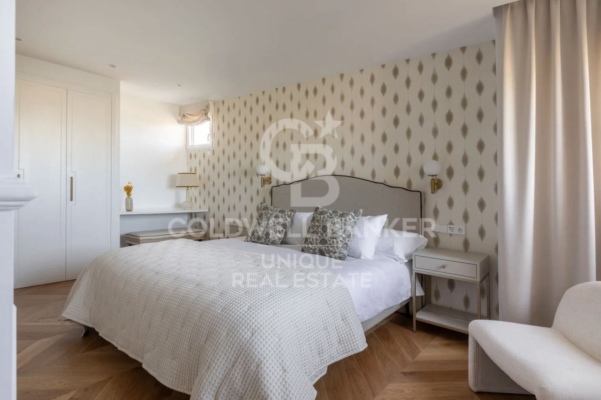 Apartament w Madrid, Hiszpania 3 sypialnie, 240 mkw. nr 156920