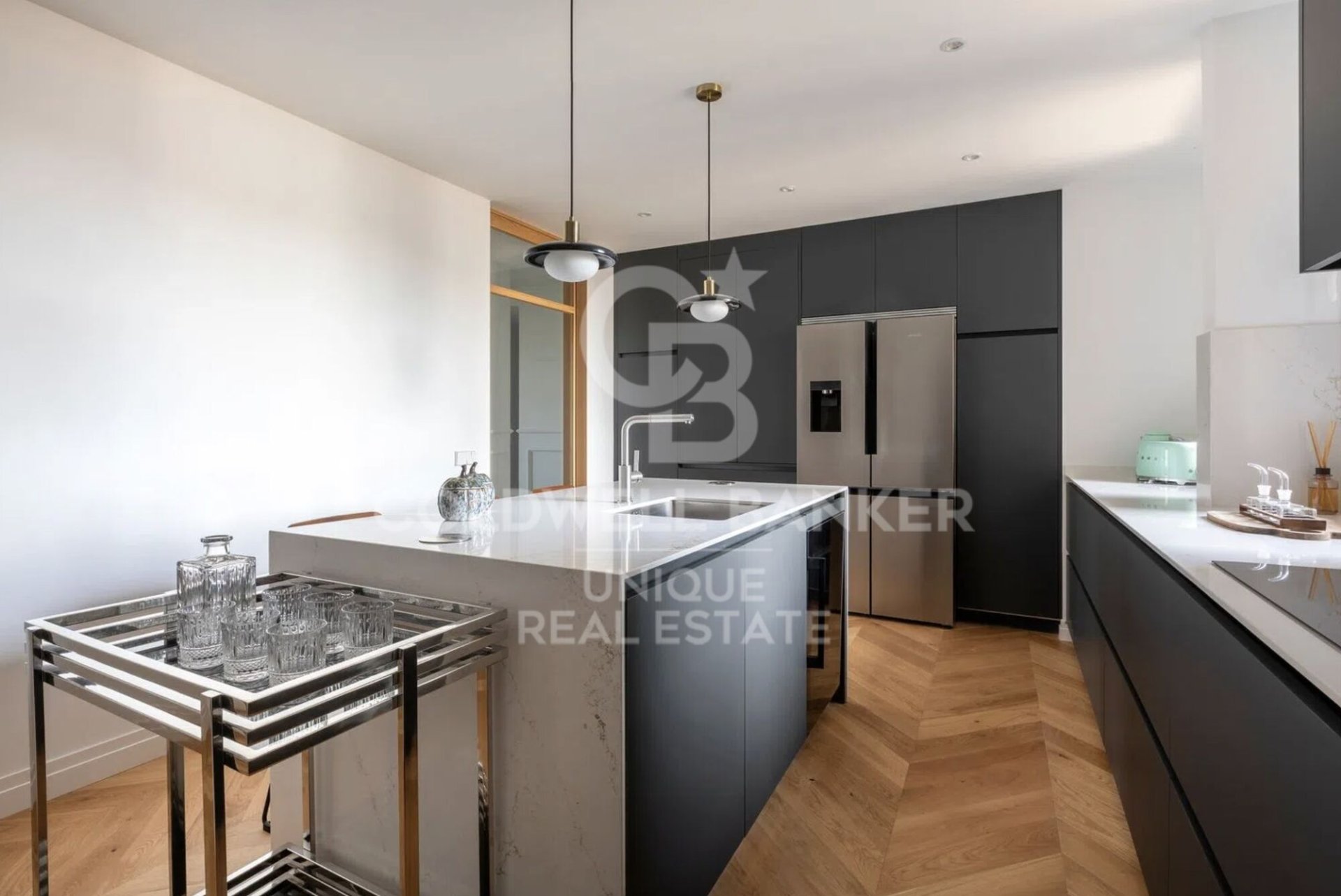Apartament w Madrid, Hiszpania 3 sypialnie, 240 mkw. nr 156920