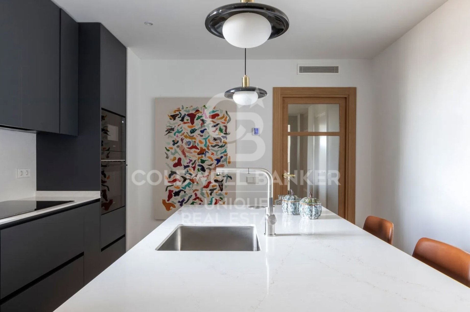 Apartament w Madrid, Hiszpania 3 sypialnie, 240 mkw. nr 156920