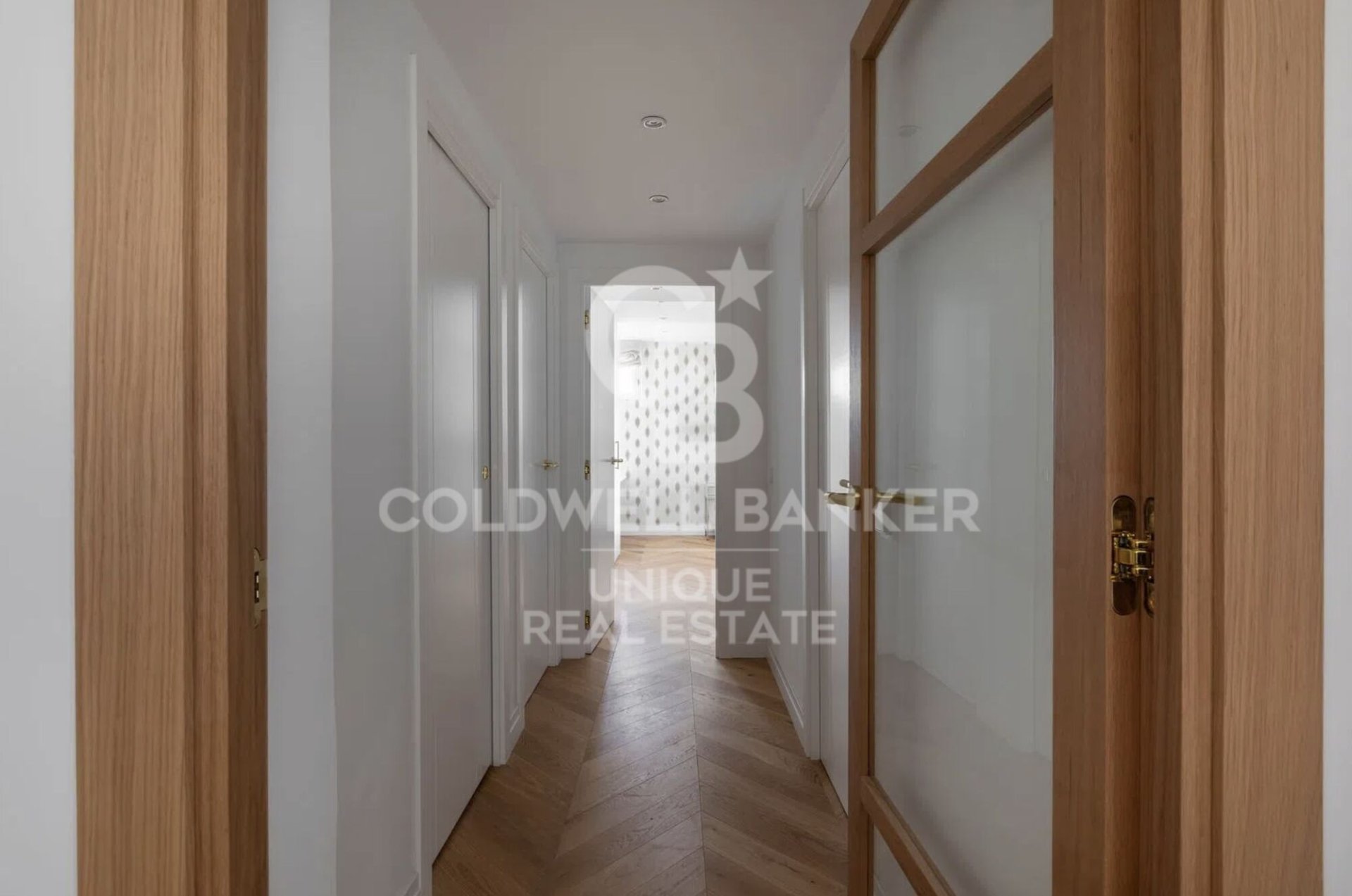 Apartament w Madrid, Hiszpania 3 sypialnie, 240 mkw. nr 156920