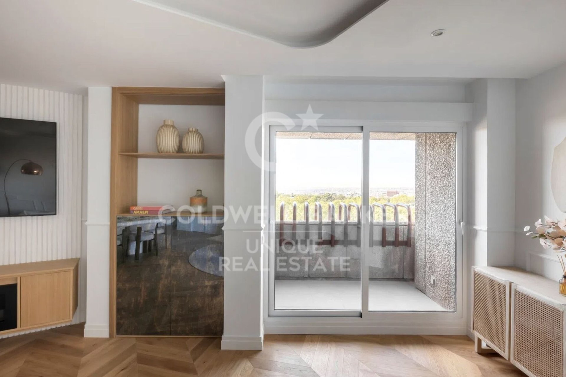 Apartament w Madrid, Hiszpania 3 sypialnie, 240 mkw. nr 156920