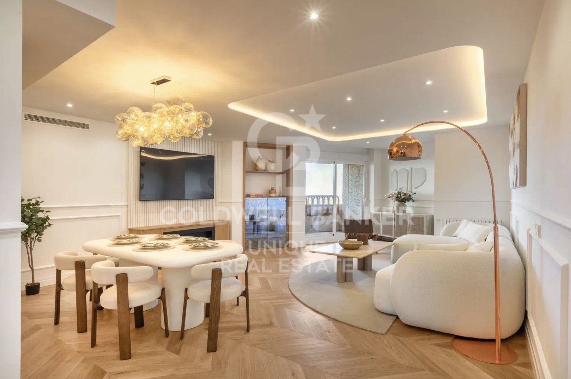 Apartament w Madrid, Hiszpania 3 sypialnie, 240 mkw. nr 156920