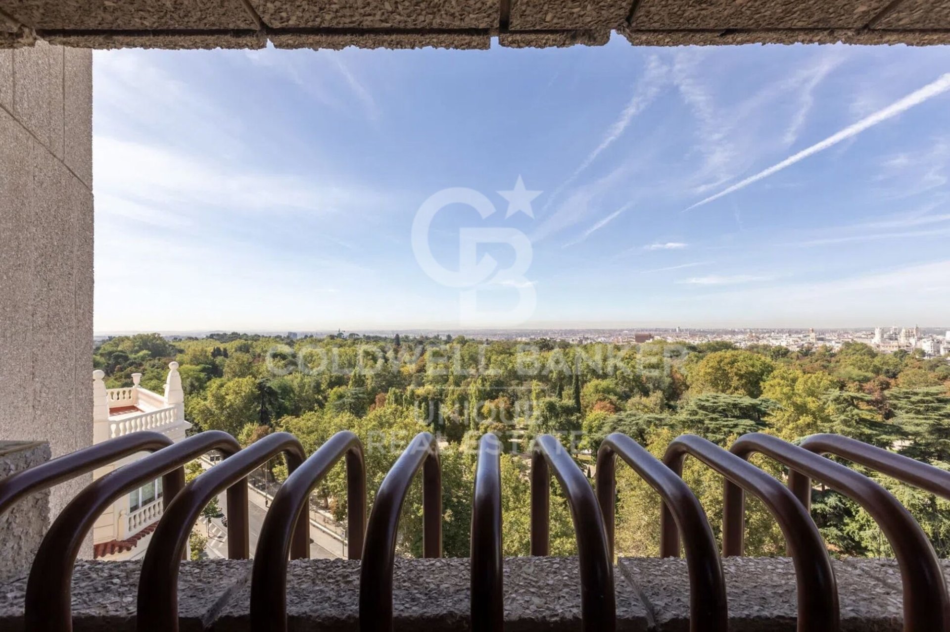 Apartament w Madrid, Hiszpania 3 sypialnie, 240 mkw. nr 156920