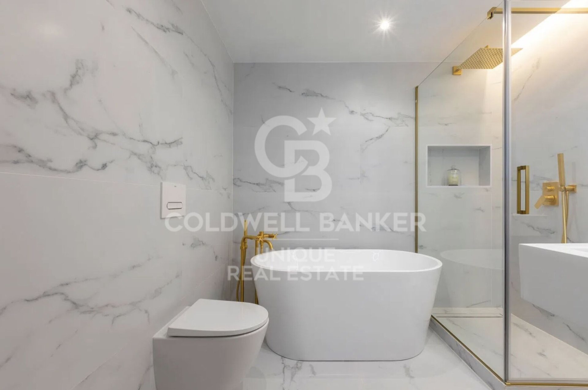 Apartament w Madrid, Hiszpania 3 sypialnie, 240 mkw. nr 156920