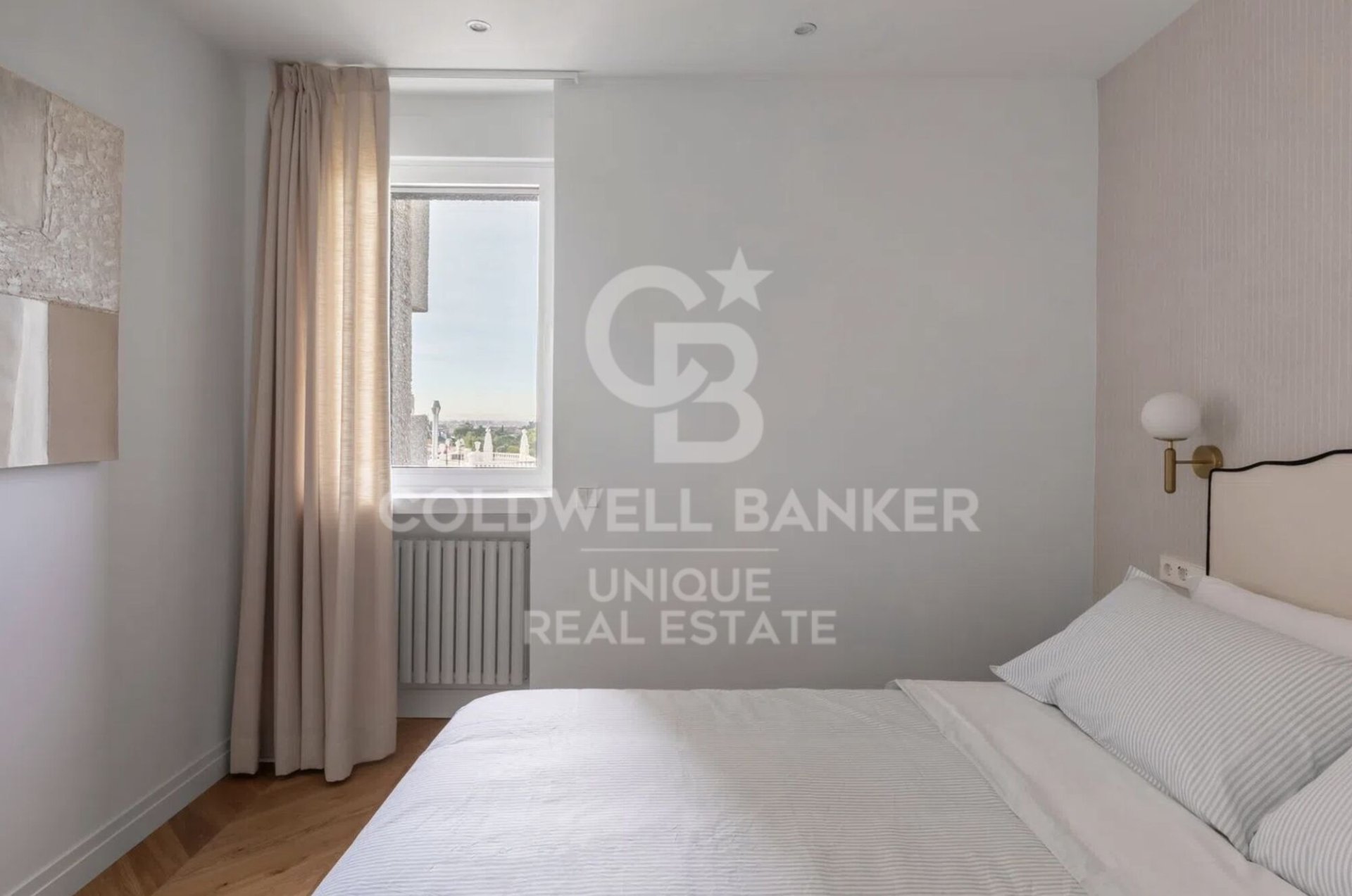 Apartament w Madrid, Hiszpania 3 sypialnie, 240 mkw. nr 156920