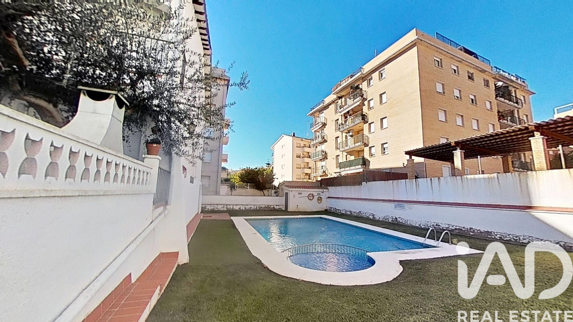 Rindu māja Calafell, Tarragona, Spānijā 3 istabas, 182 m2 Nr. 173255