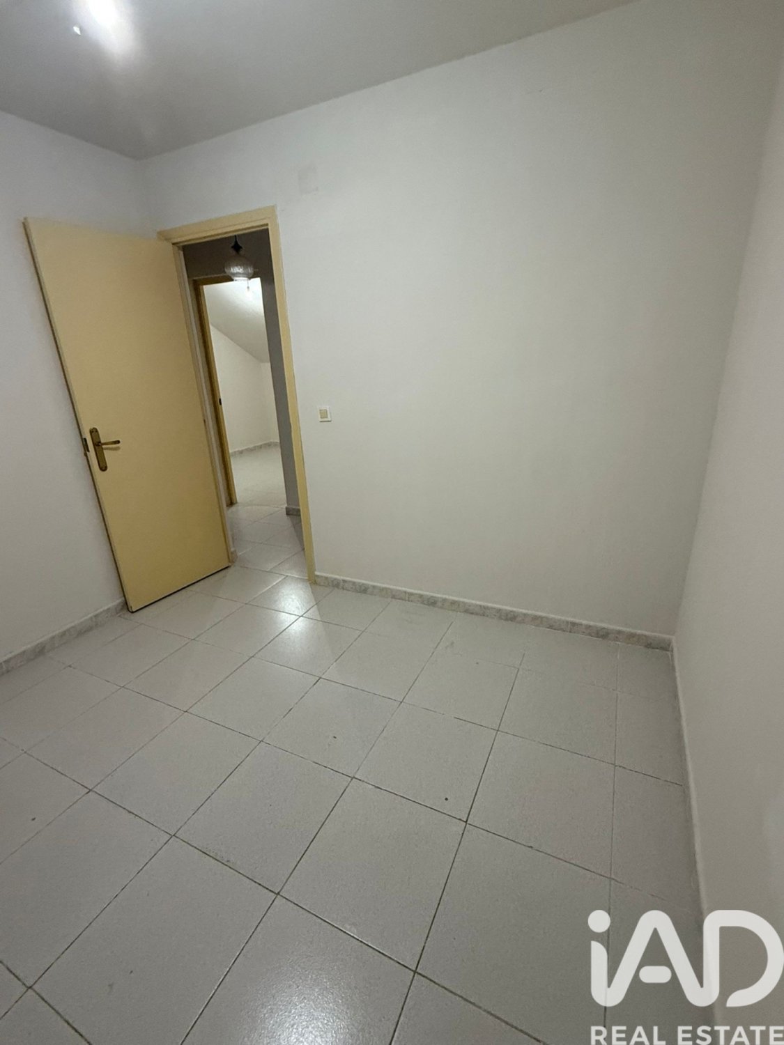 Casa a Leon, Spagna 10 camere da letto, 256 mq. N° 173260