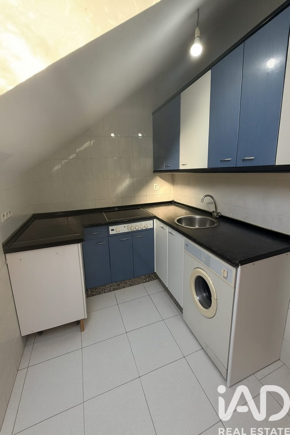 Casa a Leon, Spagna 10 camere da letto, 256 mq. N° 173260