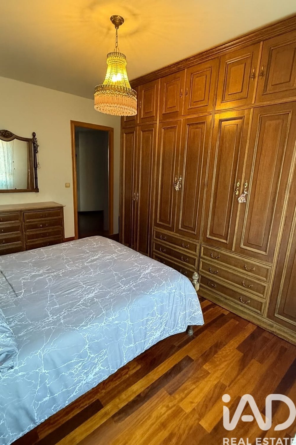 Casa a Leon, Spagna 10 camere da letto, 256 mq. N° 173260