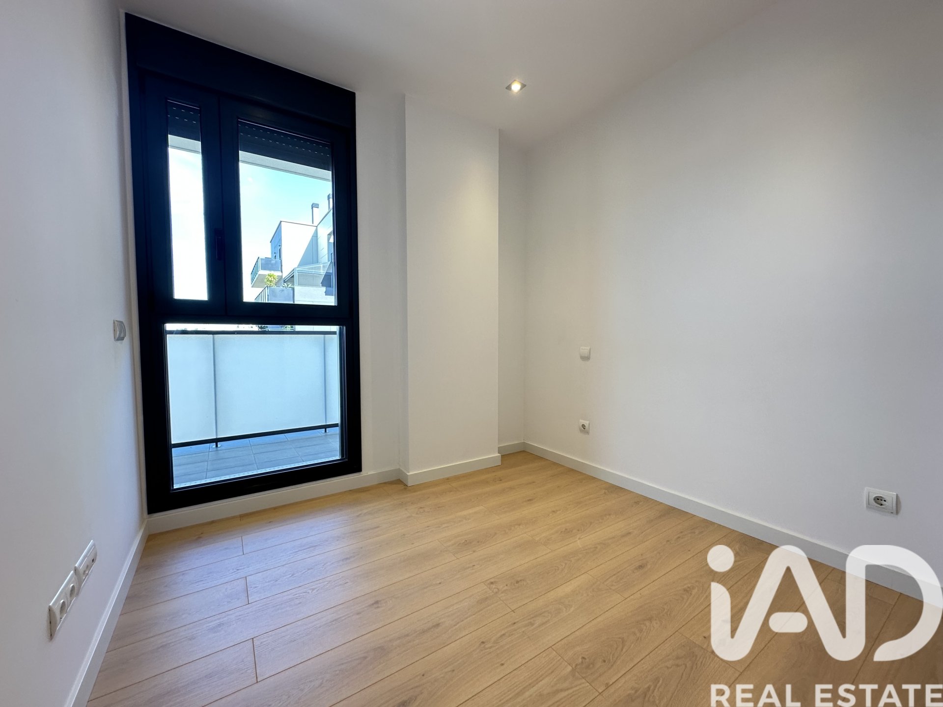 Apartment in Barcelona, Spain 3 bedrooms, 120 sq.m. No. 173258