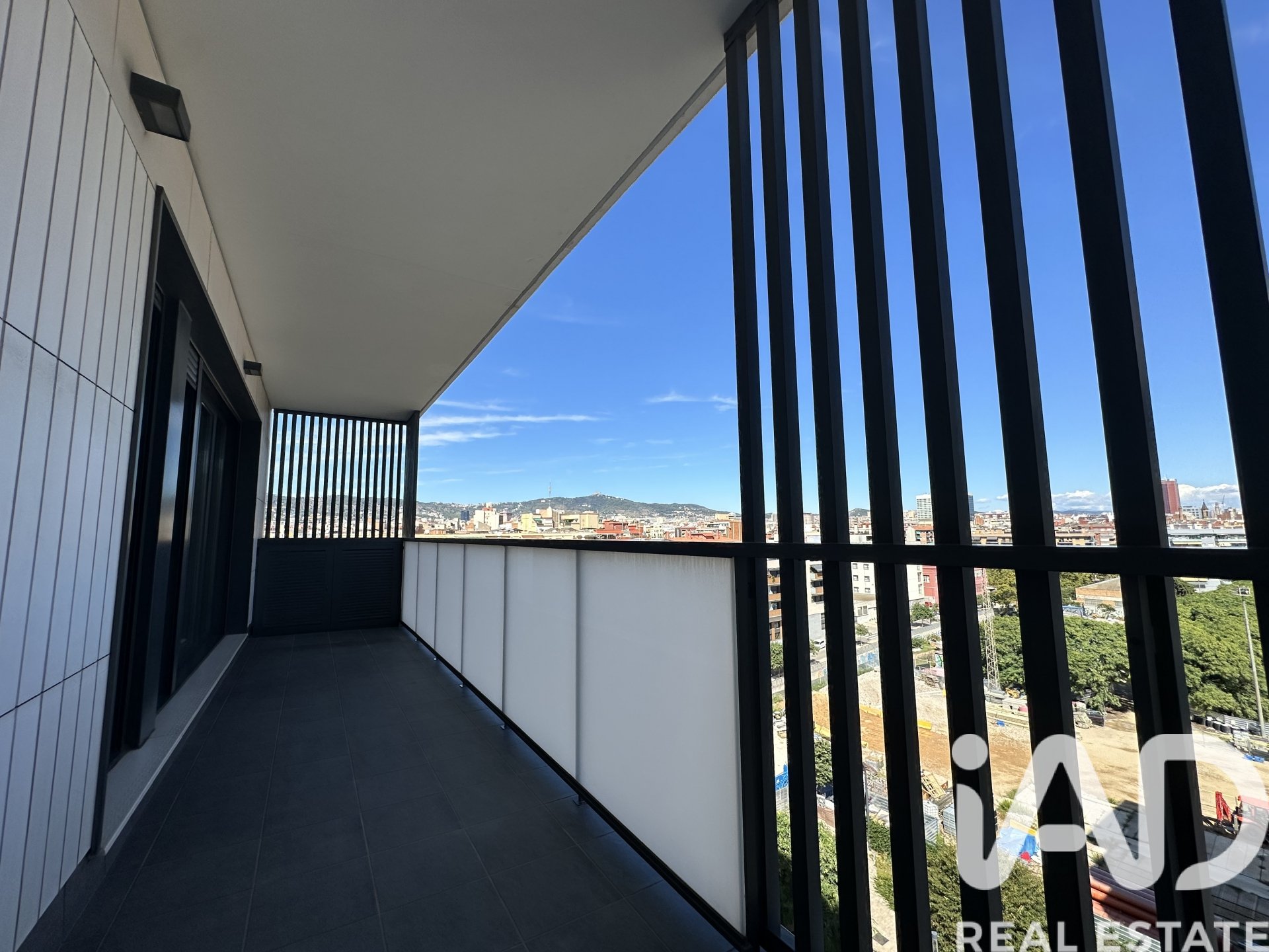 Apartment in Barcelona, Spain 3 bedrooms, 120 sq.m. No. 173258