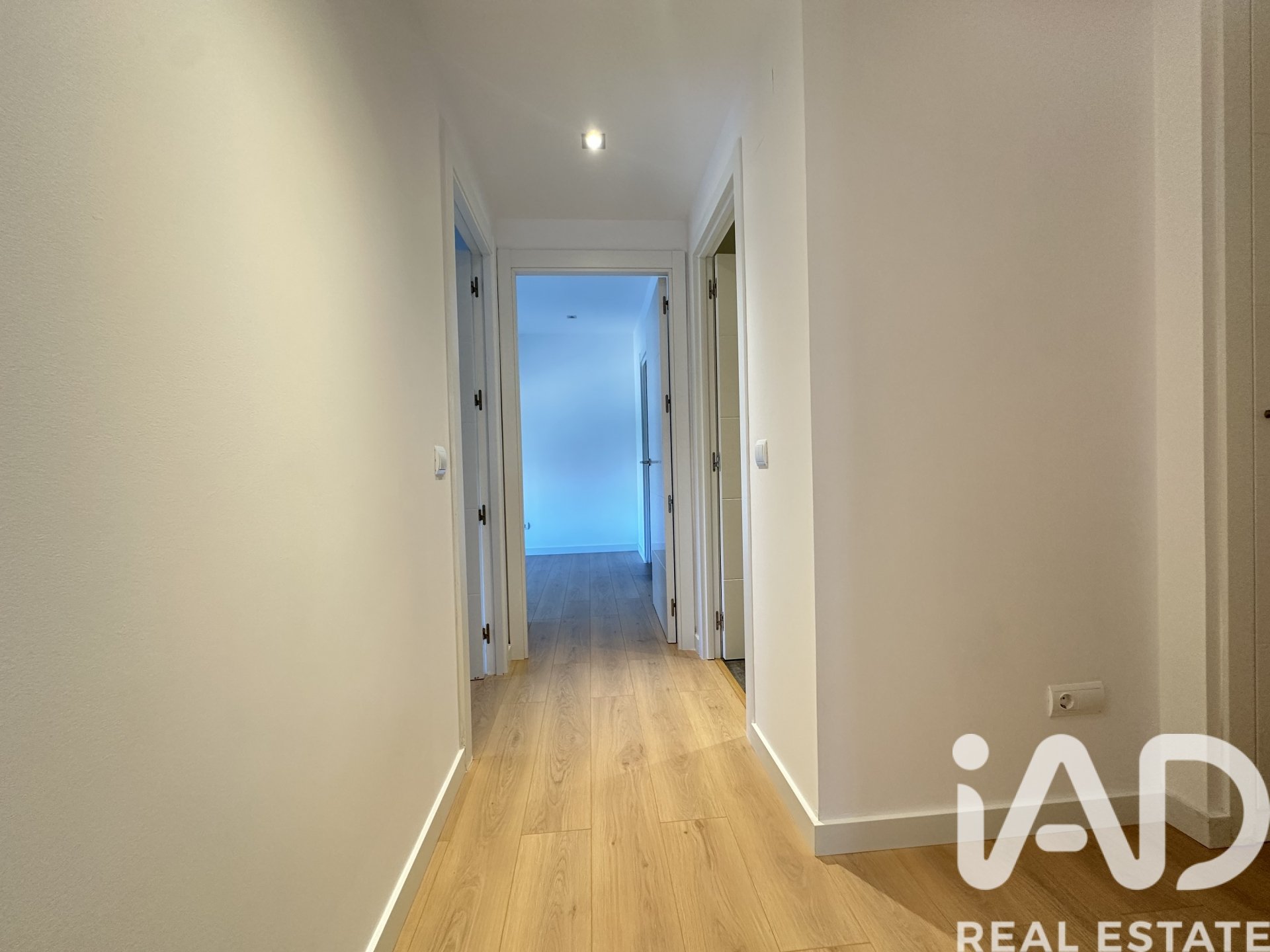 Apartment in Barcelona, Spain 3 bedrooms, 120 sq.m. No. 173258
