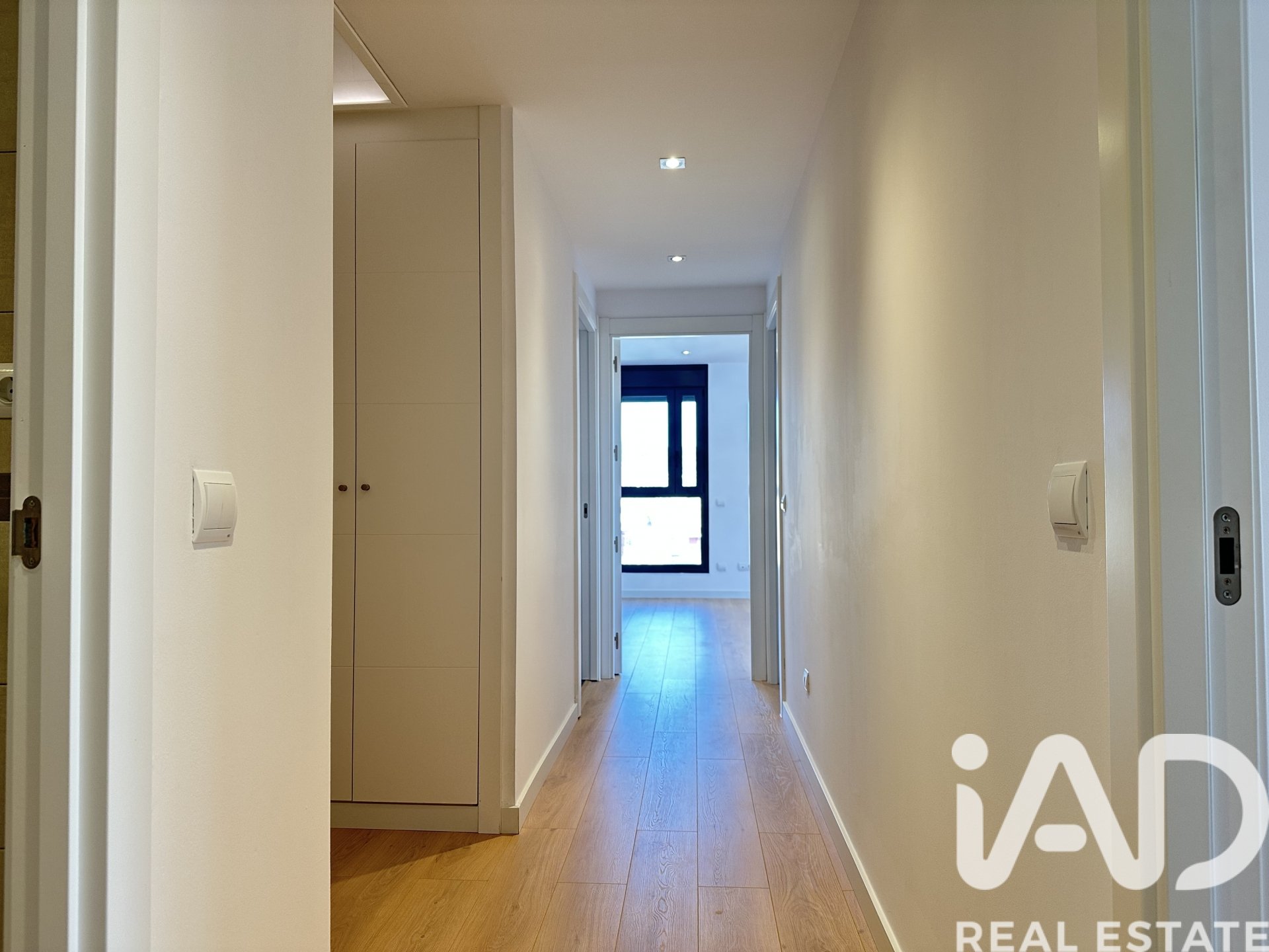 Apartment in Barcelona, Spain 3 bedrooms, 120 sq.m. No. 173258