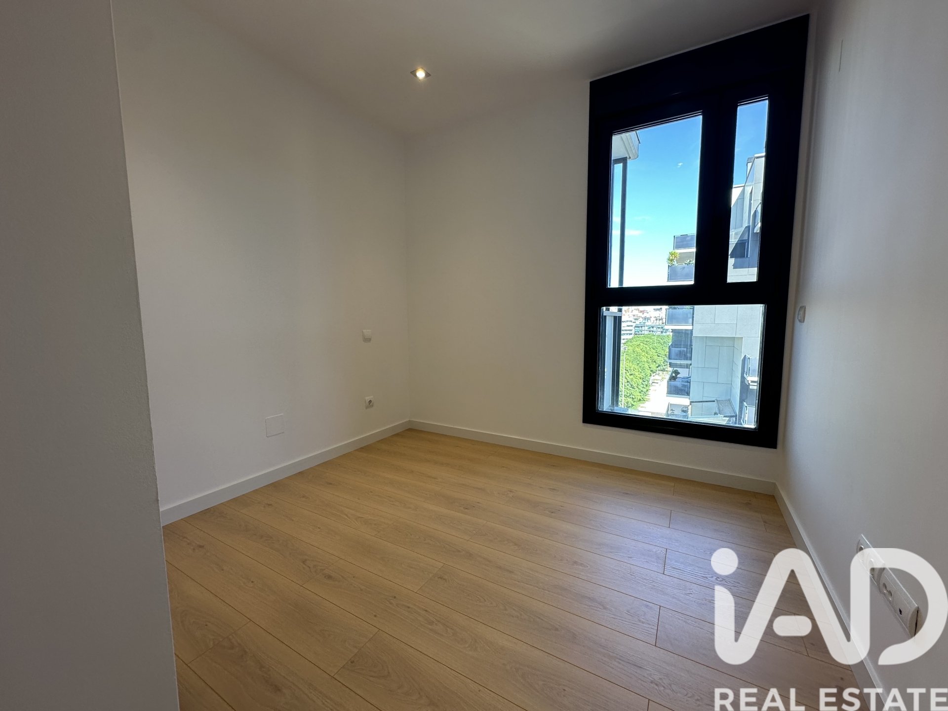 Apartment in Barcelona, Spain 3 bedrooms, 120 sq.m. No. 173258