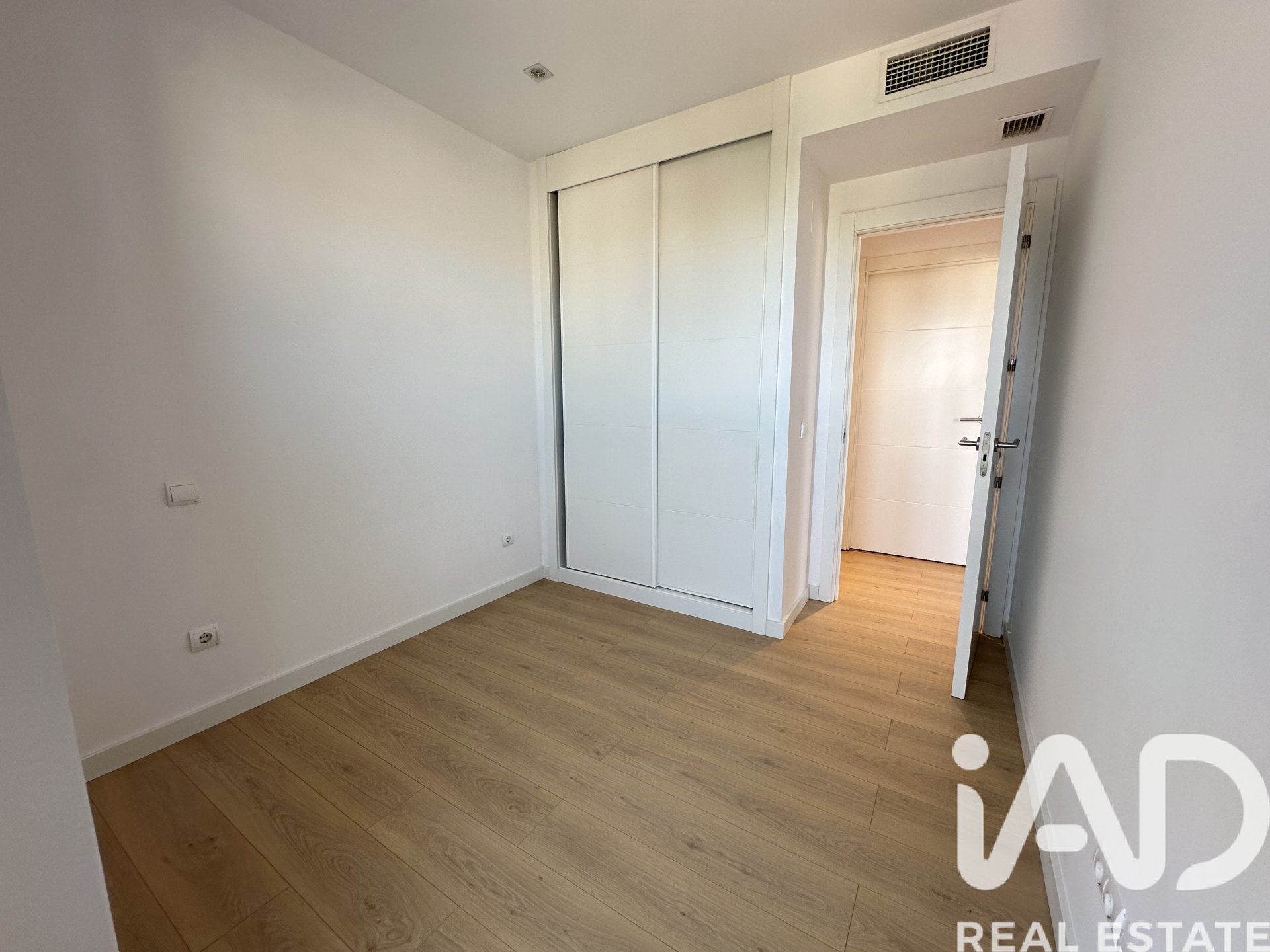 Apartment in Barcelona, Spain 3 bedrooms, 120 sq.m. No. 173258