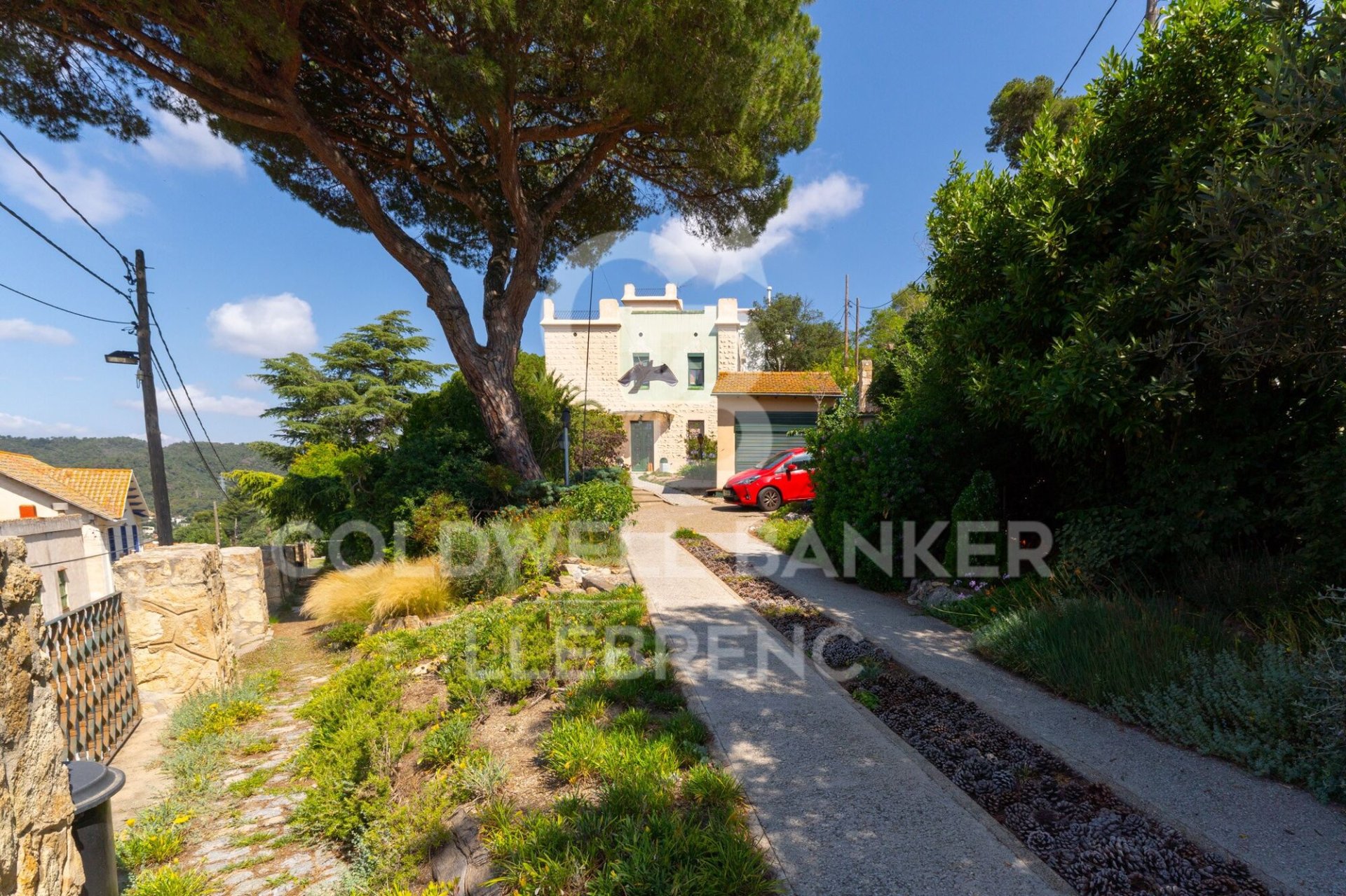 Kolmio Barcelona, Espanja 5 makuuhuonetta, 322 m2 No. 160108