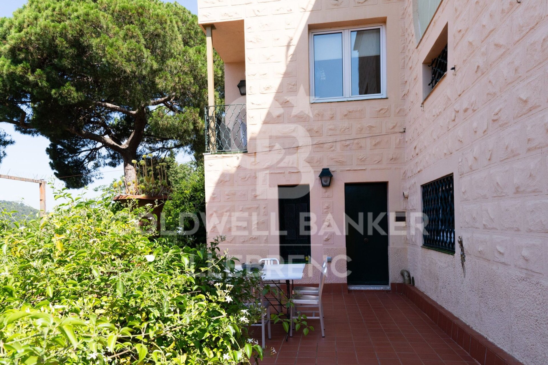 Kolmio Barcelona, Espanja 5 makuuhuonetta, 322 m2 No. 160108