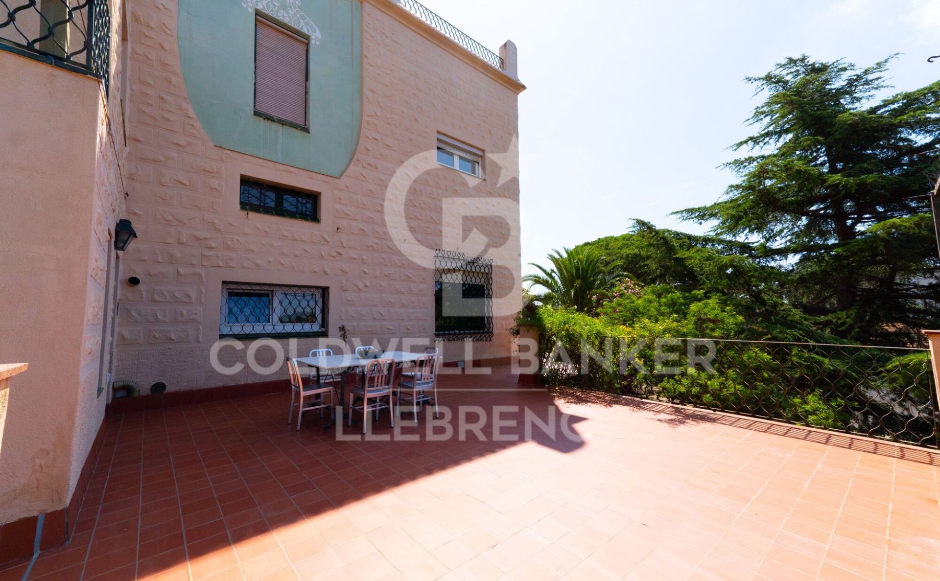 Kolmio Barcelona, Espanja 5 makuuhuonetta, 322 m2 No. 160108