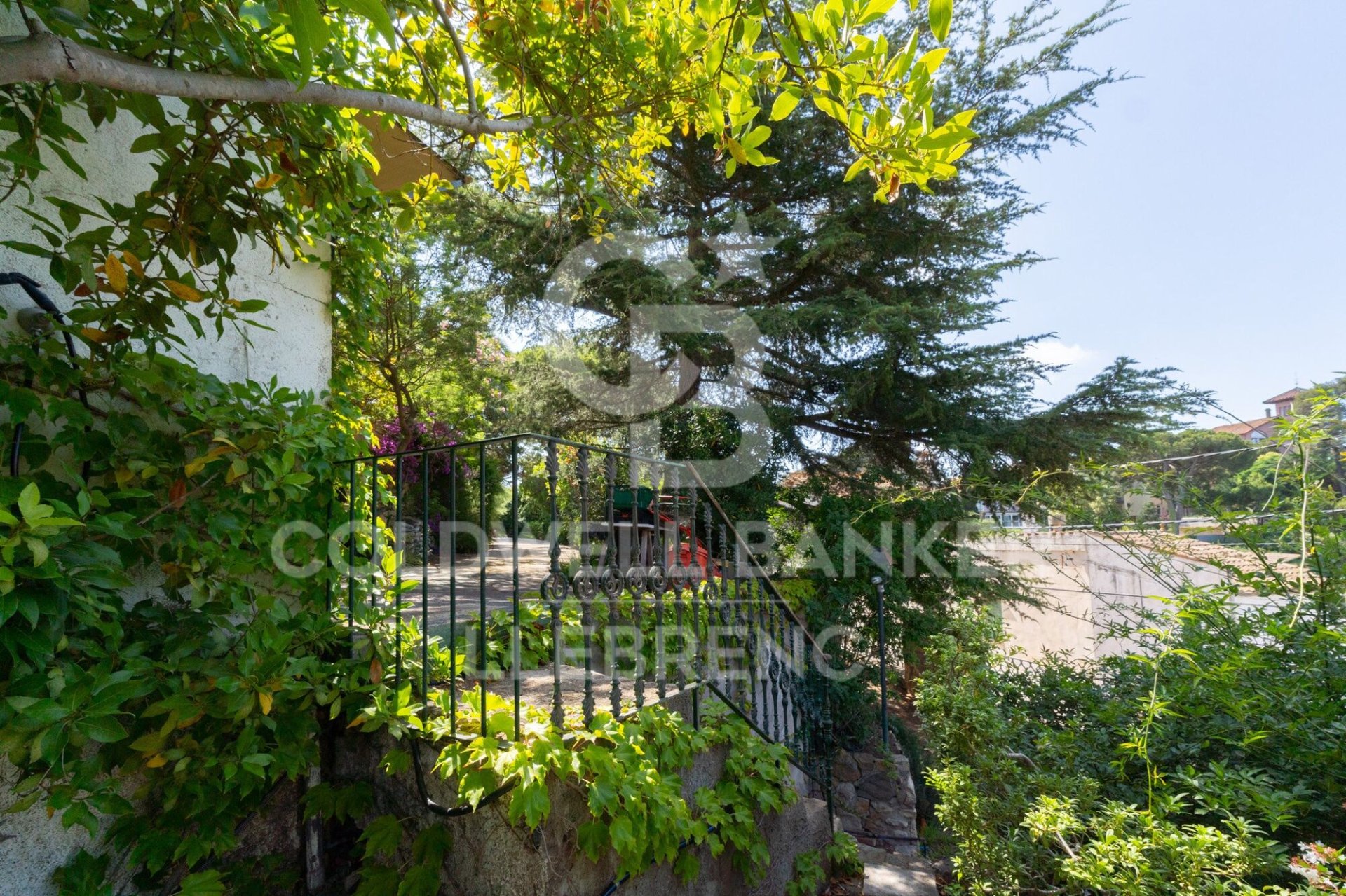 Kolmio Barcelona, Espanja 5 makuuhuonetta, 322 m2 No. 160108