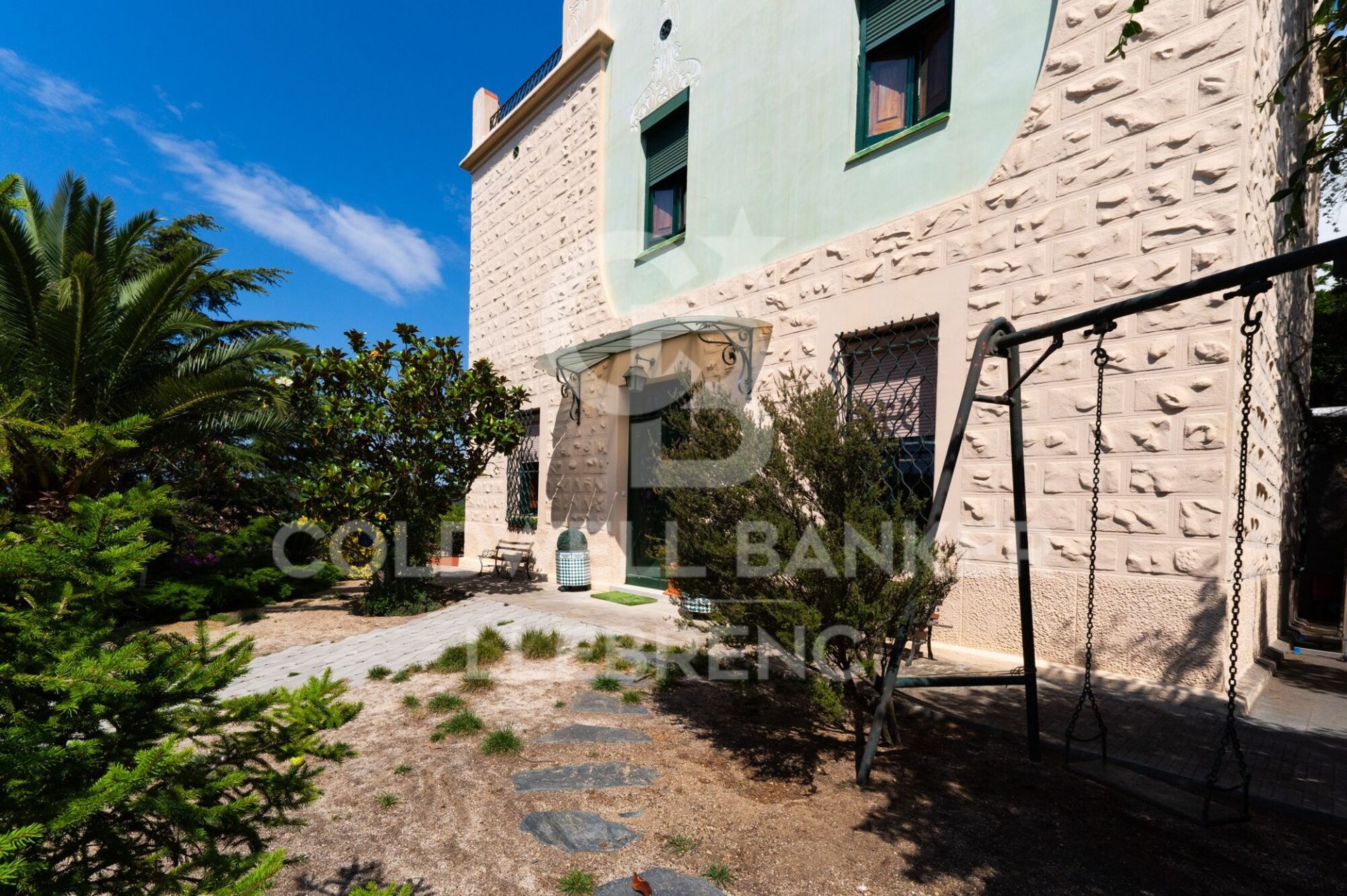 Kolmio Barcelona, Espanja 5 makuuhuonetta, 322 m2 No. 160108