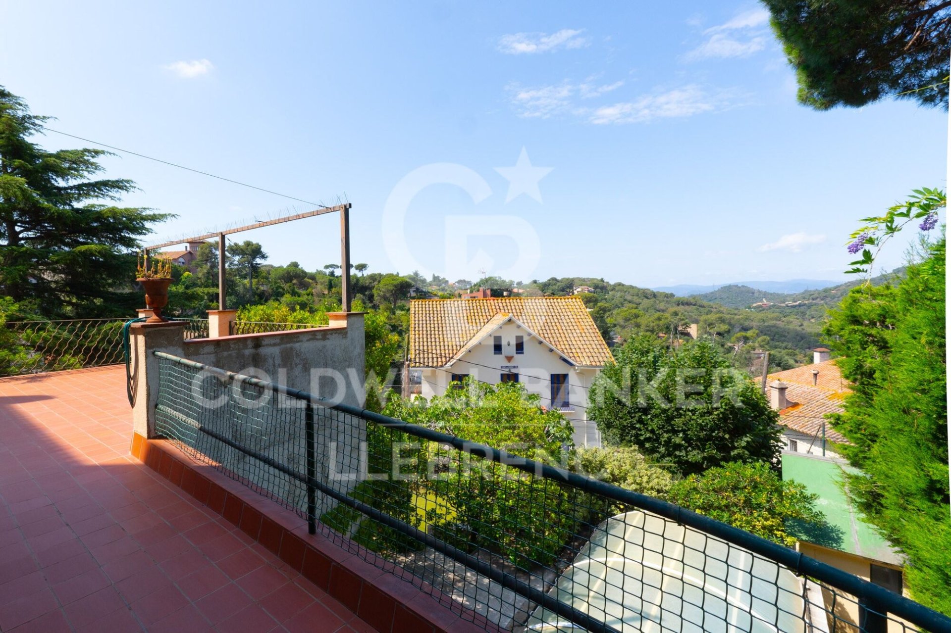 Kolmio Barcelona, Espanja 5 makuuhuonetta, 322 m2 No. 160108