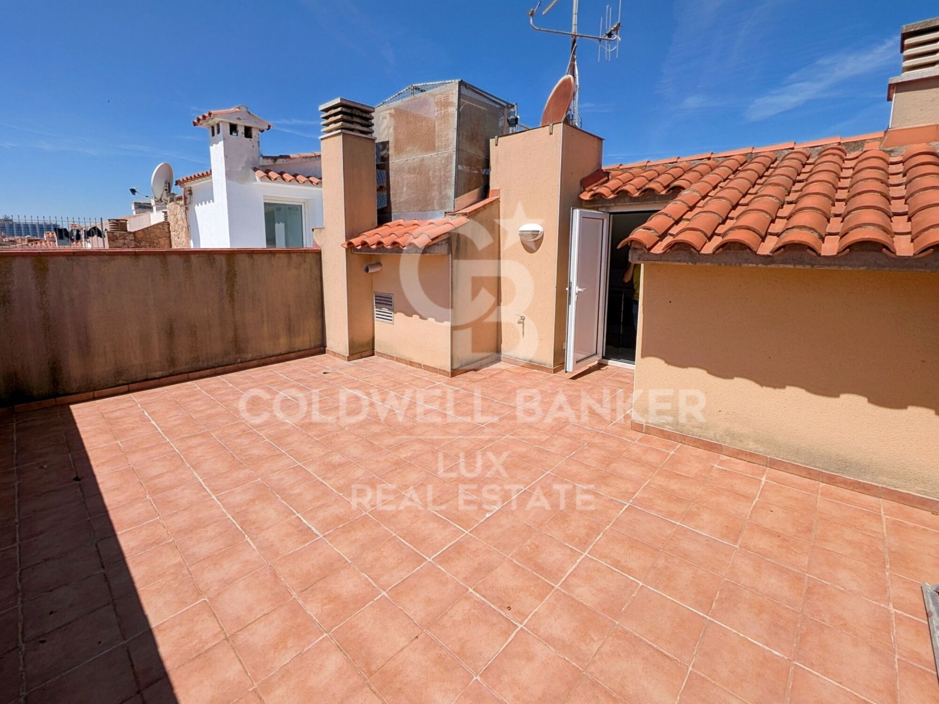 Commercial property à Empuriabrava, Girona, Espagne 438 m2 No. 160107