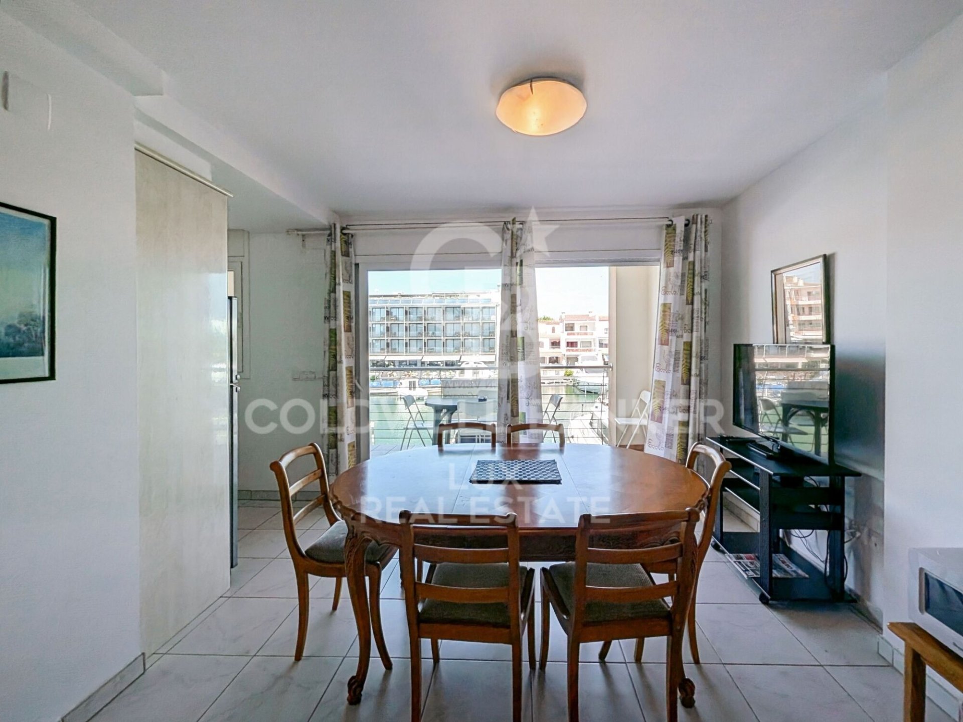 Commercial property à Empuriabrava, Girona, Espagne 438 m2 No. 160107