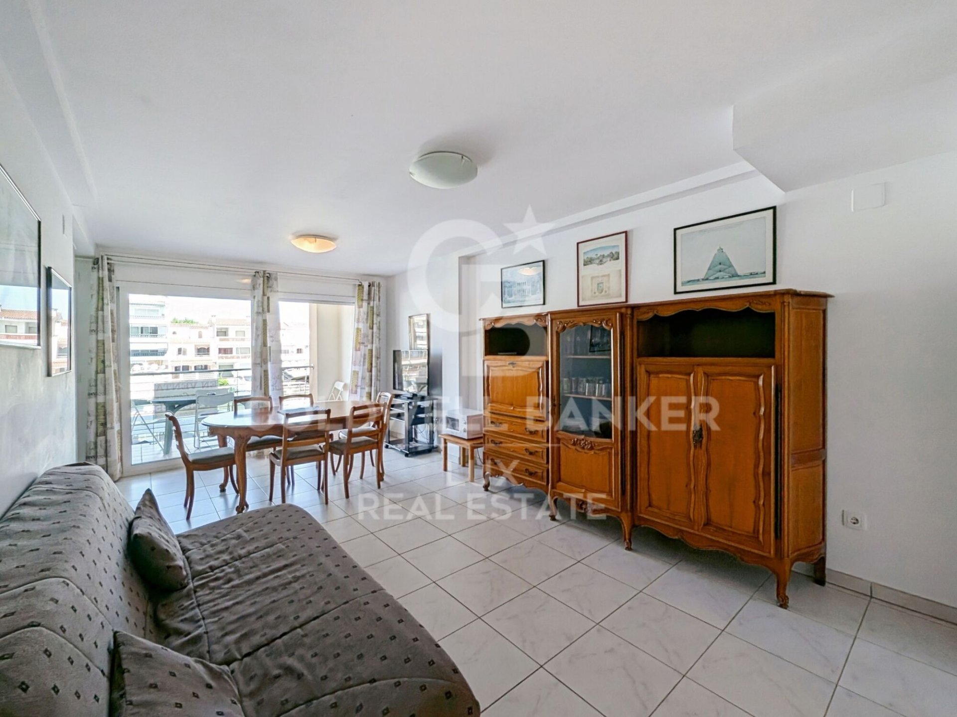 Commercial property à Empuriabrava, Girona, Espagne 438 m2 No. 160107