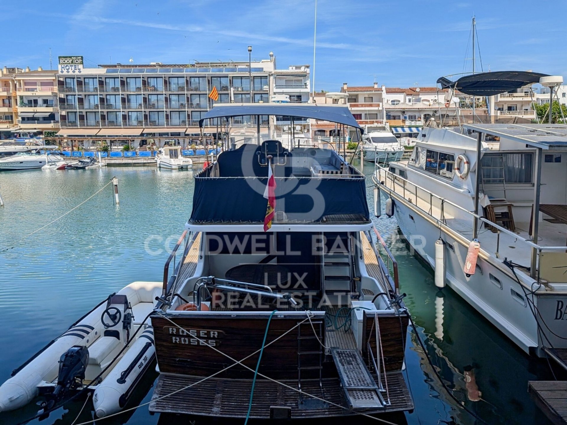 Commercial property à Empuriabrava, Girona, Espagne 438 m2 No. 160107
