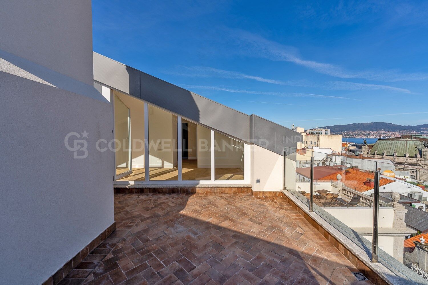 Ático en Vigo, Pontevedra, España 4 dormitorios, 225 m2 No. 160127