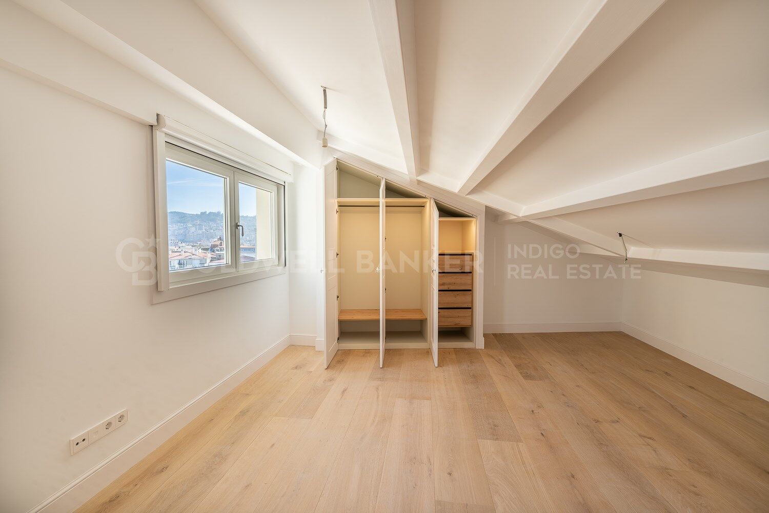 Ático en Vigo, Pontevedra, España 4 dormitorios, 225 m2 No. 160127