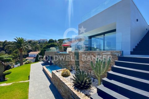 Villa en Llanca, Gerona, España 4 dormitorios, 723 m2 No. 160126
