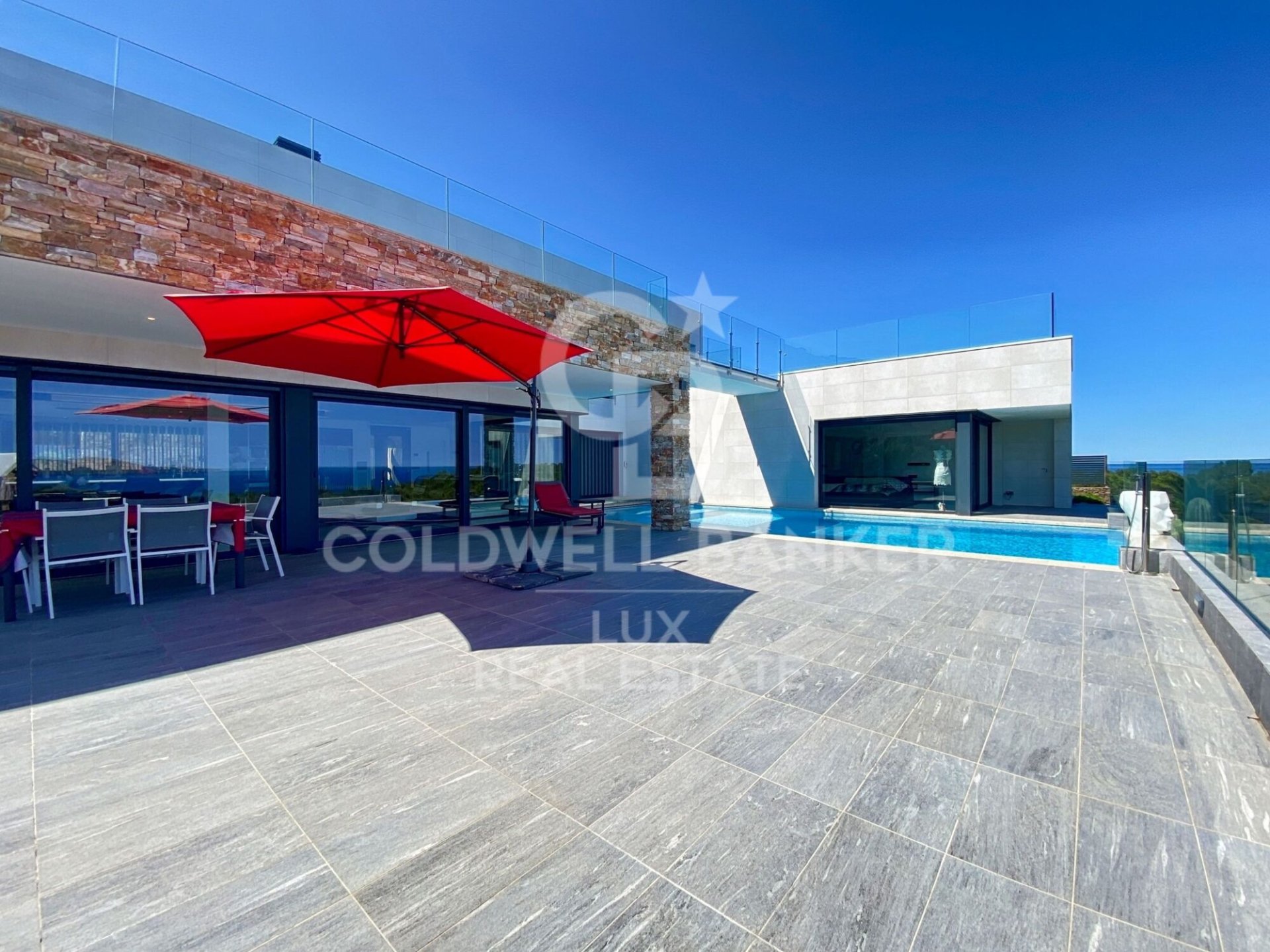 Villa en Llanca, Gerona, España 4 dormitorios, 723 m2 No. 160126