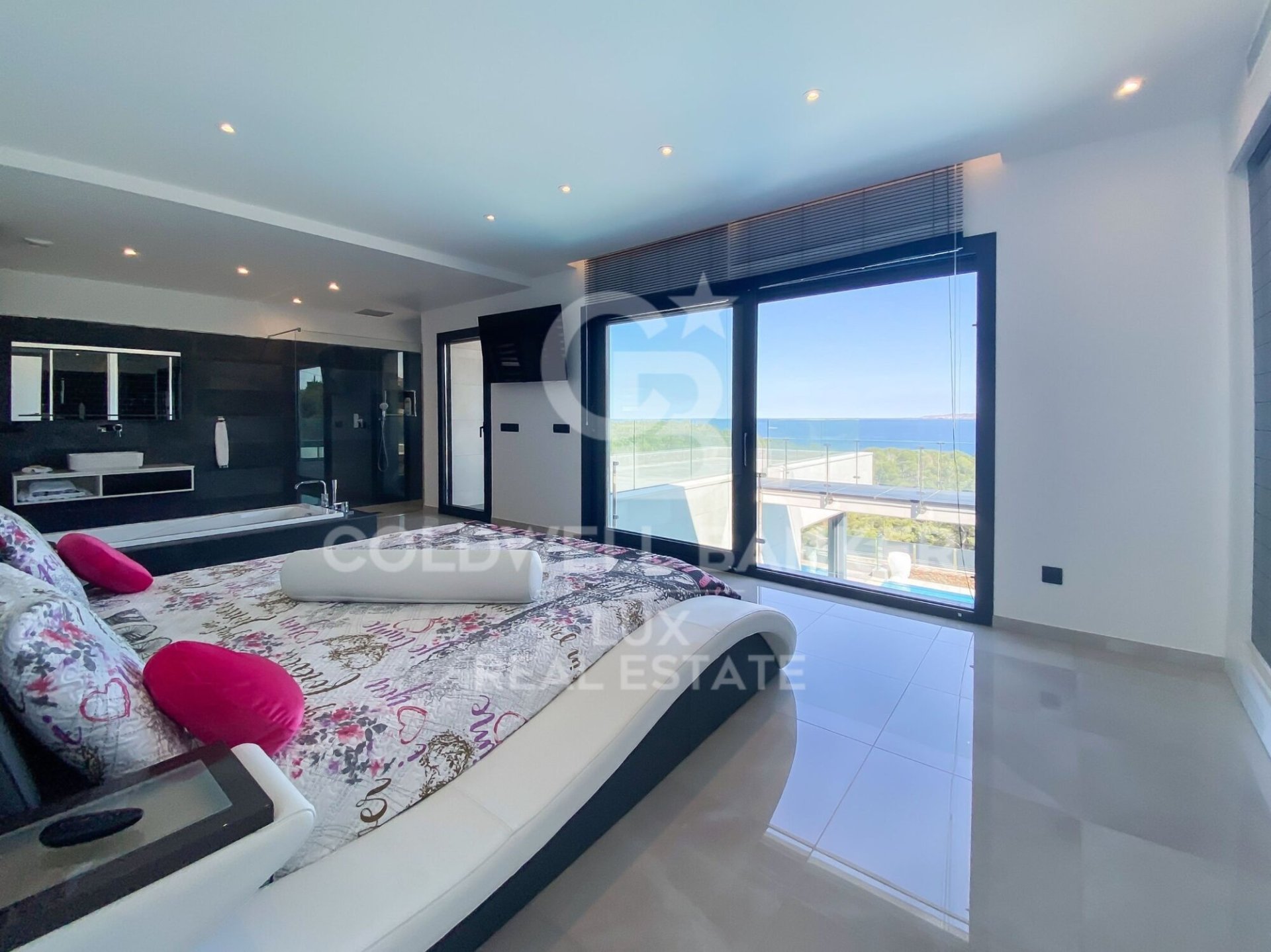 Villa en Llanca, Gerona, España 4 dormitorios, 723 m2 No. 160126