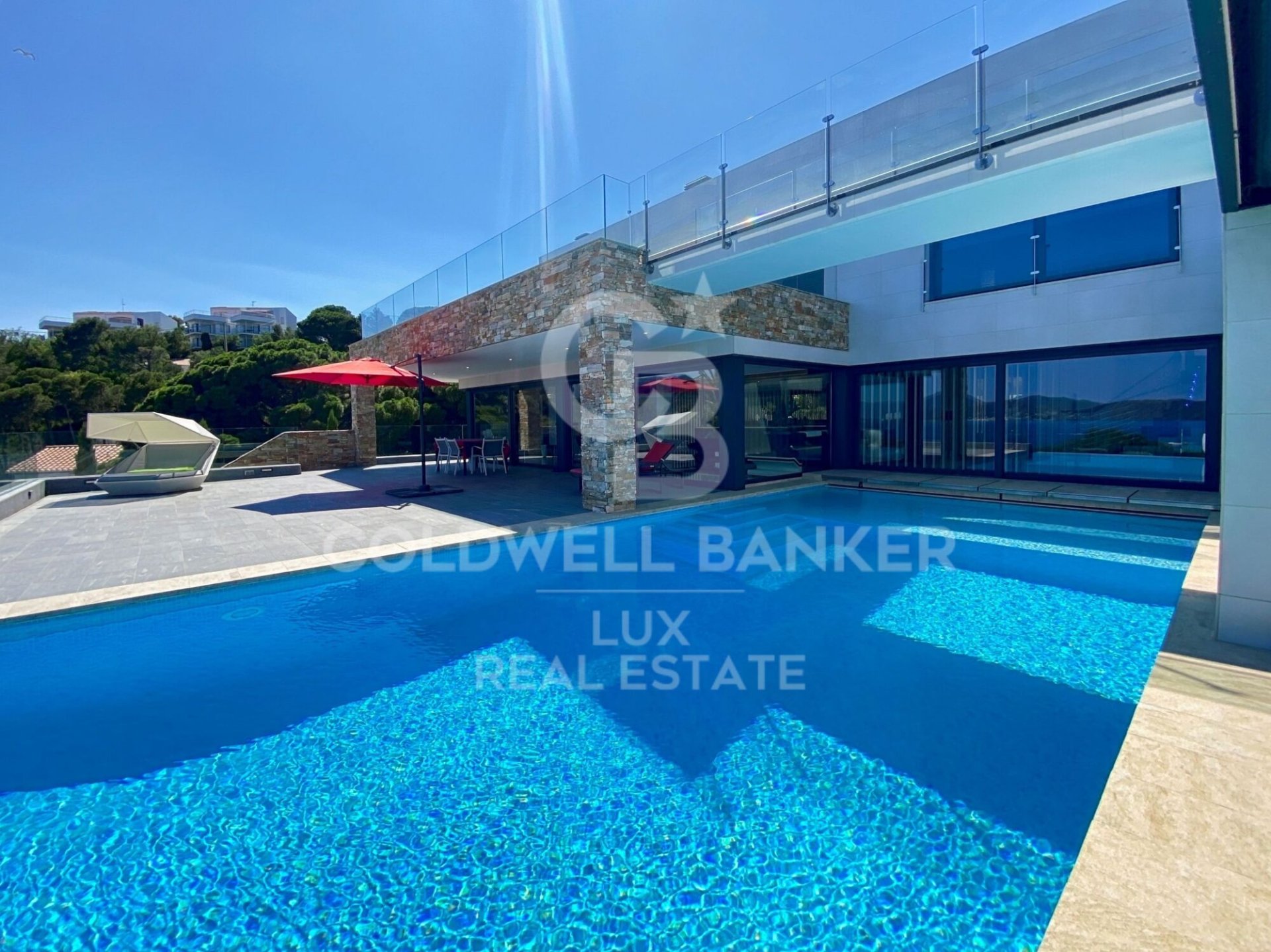 Villa en Llanca, Gerona, España 4 dormitorios, 723 m2 No. 160126