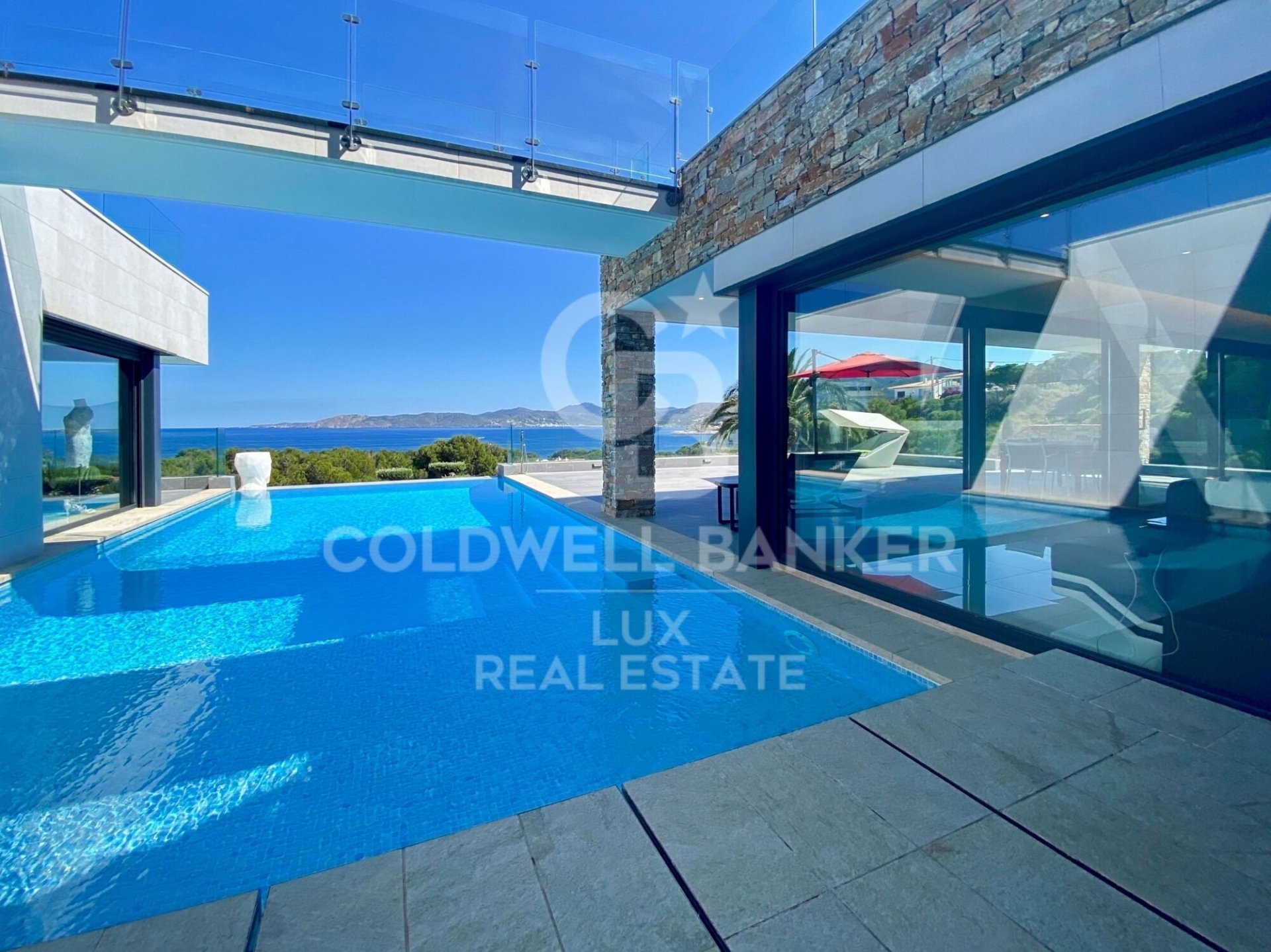 Villa en Llanca, Gerona, España 4 dormitorios, 723 m2 No. 160126