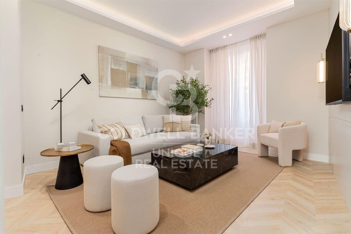 Dzīvoklis Madrid, Spānijā 3 istabas, 139 m2 Nr. 160128