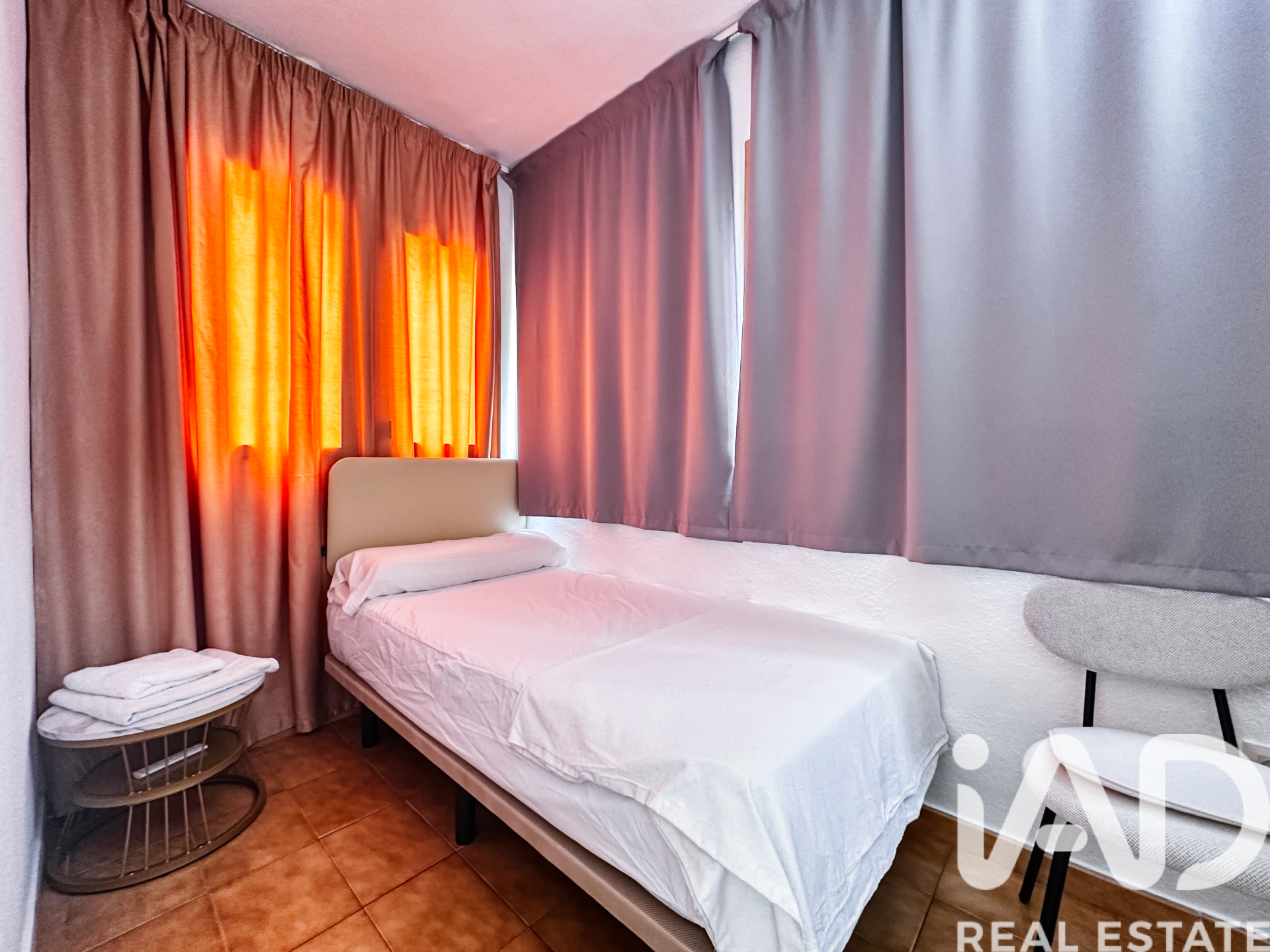 Apartamento en Benidorm, Alicante, España 2 dormitorios, 53 m2 No. 172067