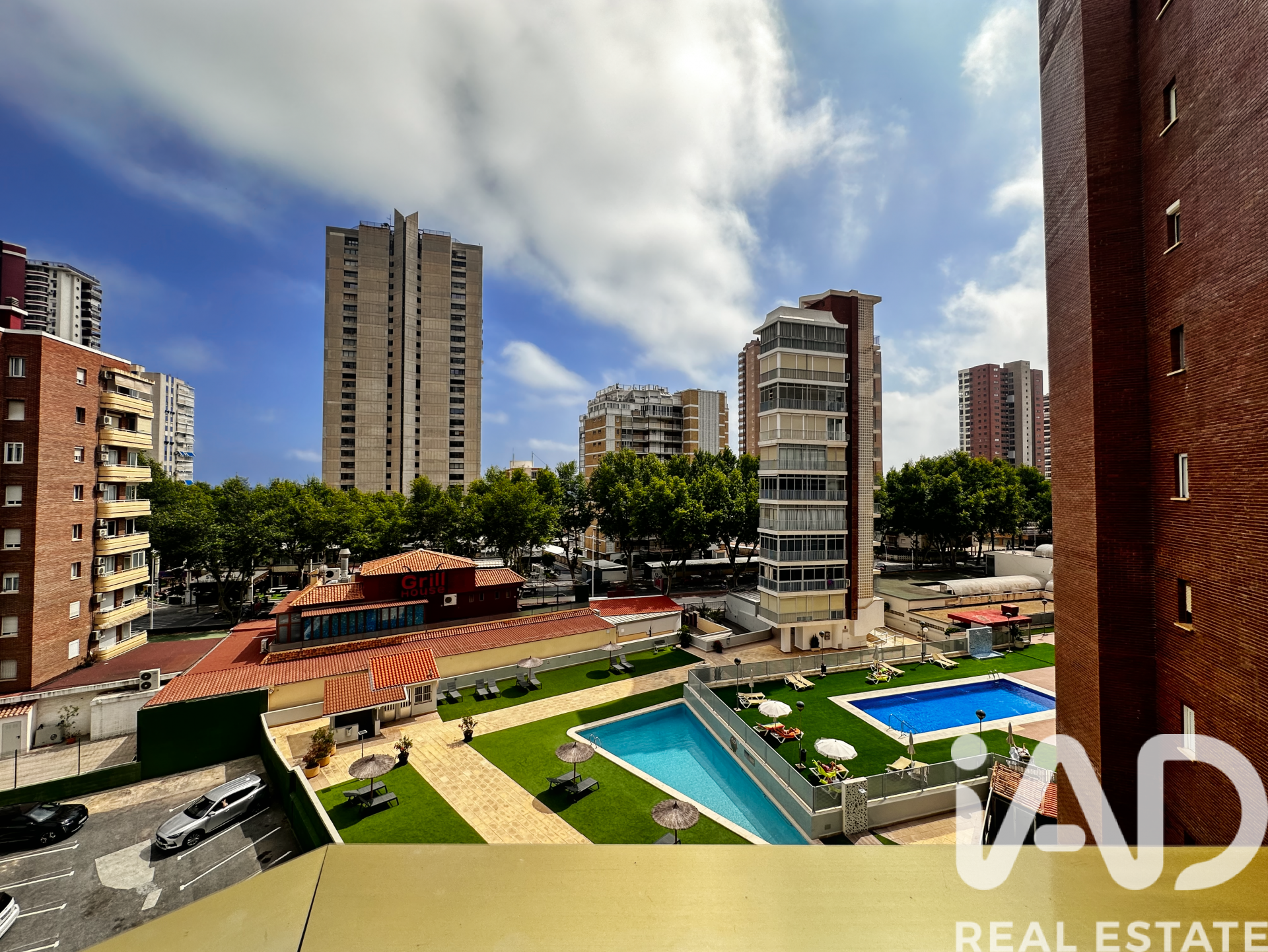 Apartamento en Benidorm, Alicante, España 2 dormitorios, 53 m2 No. 172067