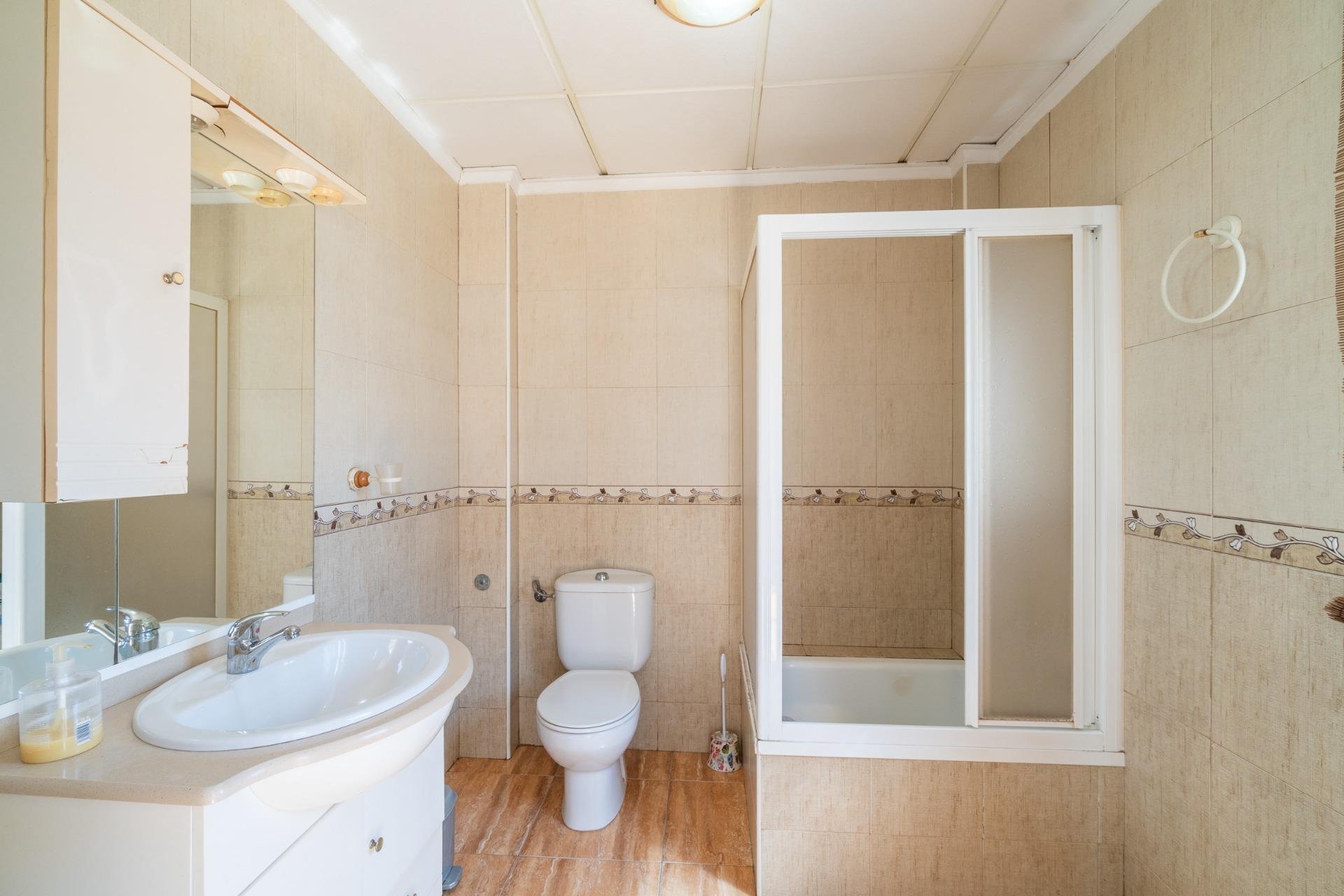 Villa a Torremendo, Alicante, Spagna 3 camere da letto, 334 mq. N° 189640